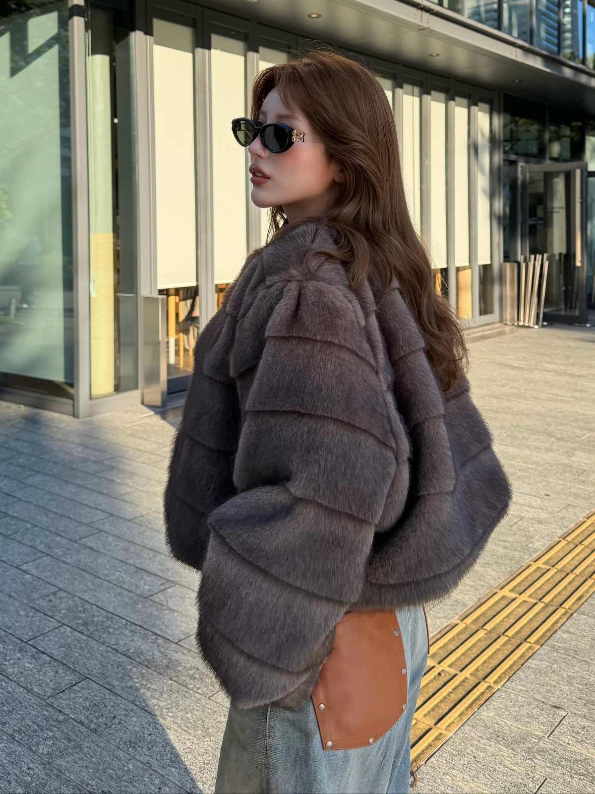 【予約】Premium eco fur switching coat(10月上旬〜11月中旬発送予定)