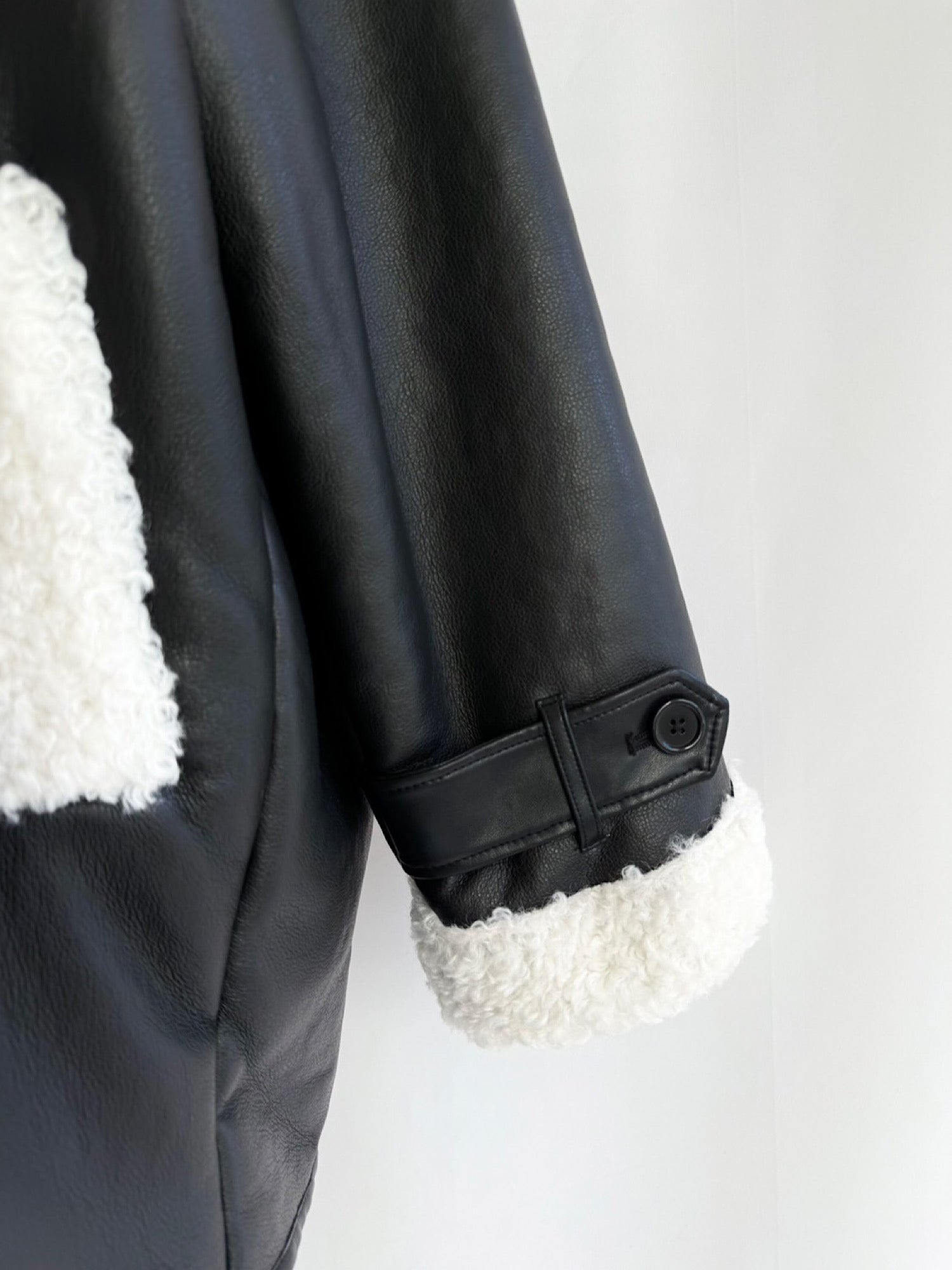 Volume collar loose mouton jacket