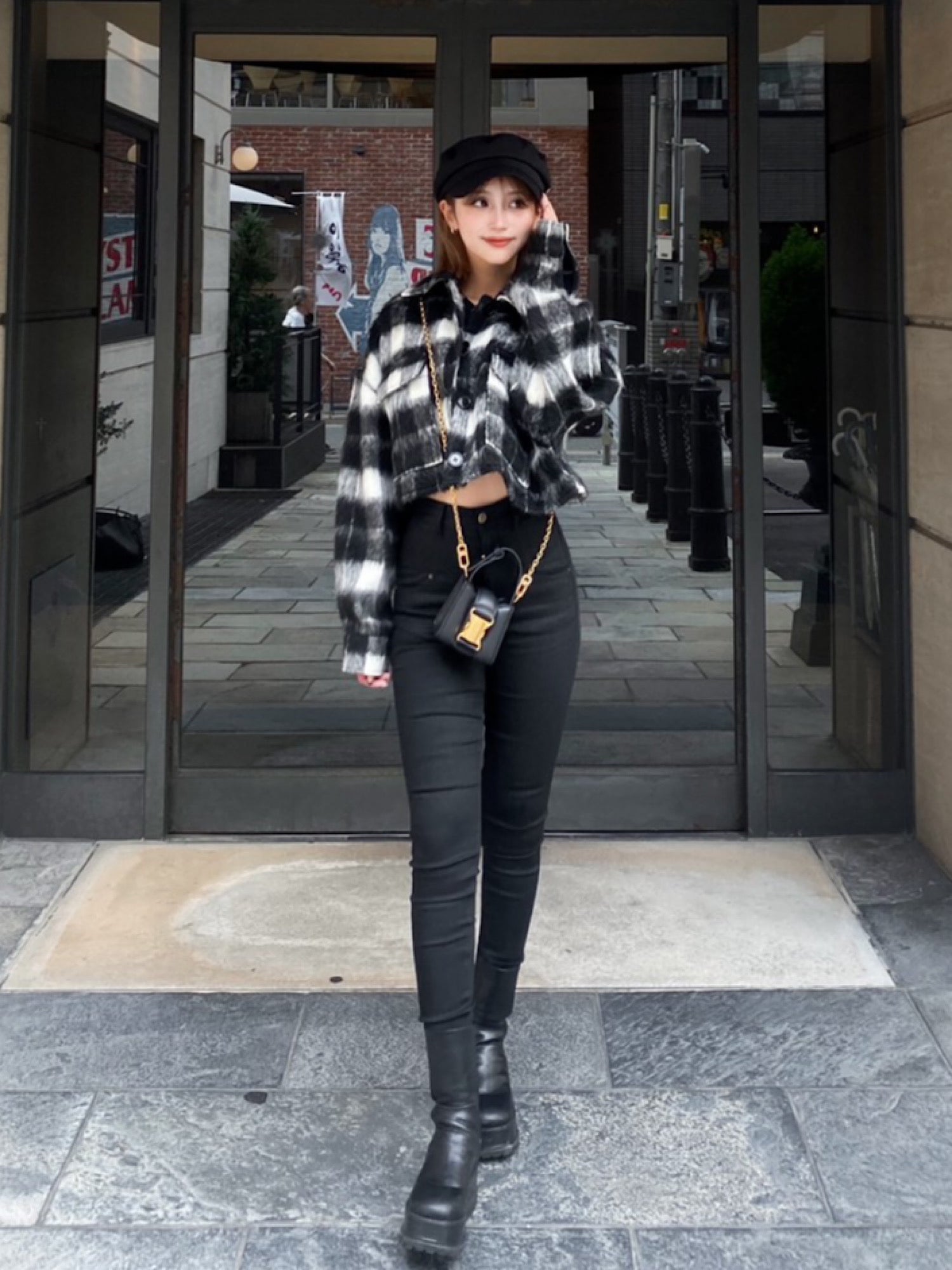 Accent logo side gore boots