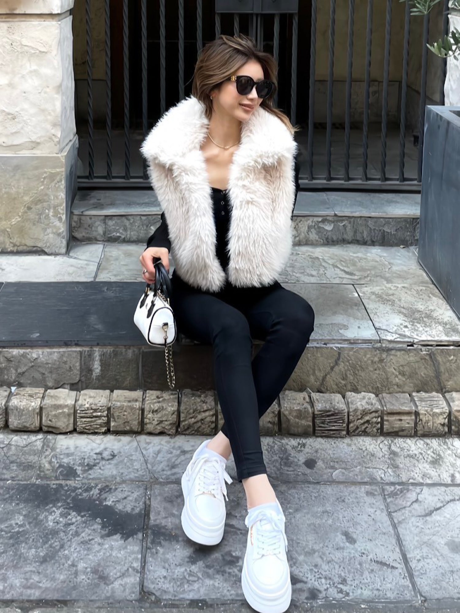 【予約】DIANTÉ logo sole sneakers(12月中旬〜下旬発送予定)