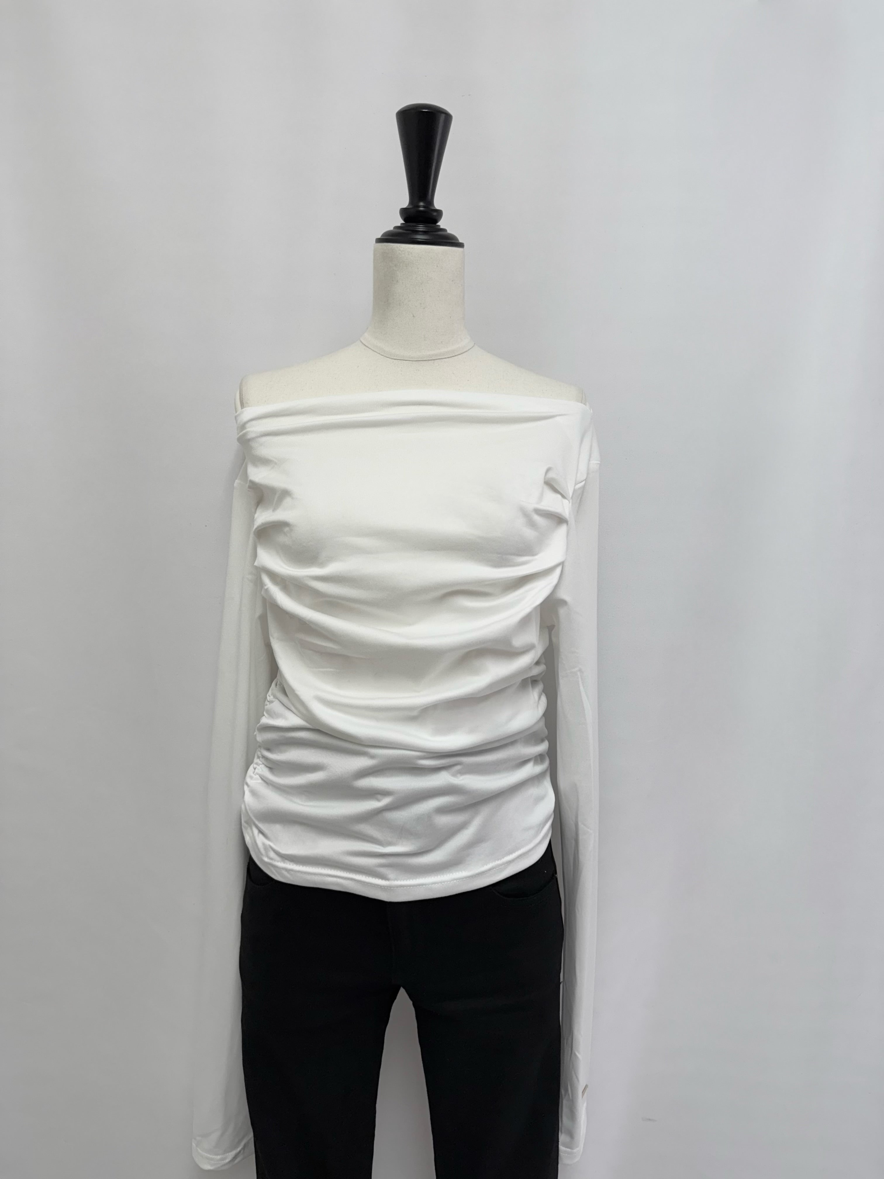 Irregular gather fit tops