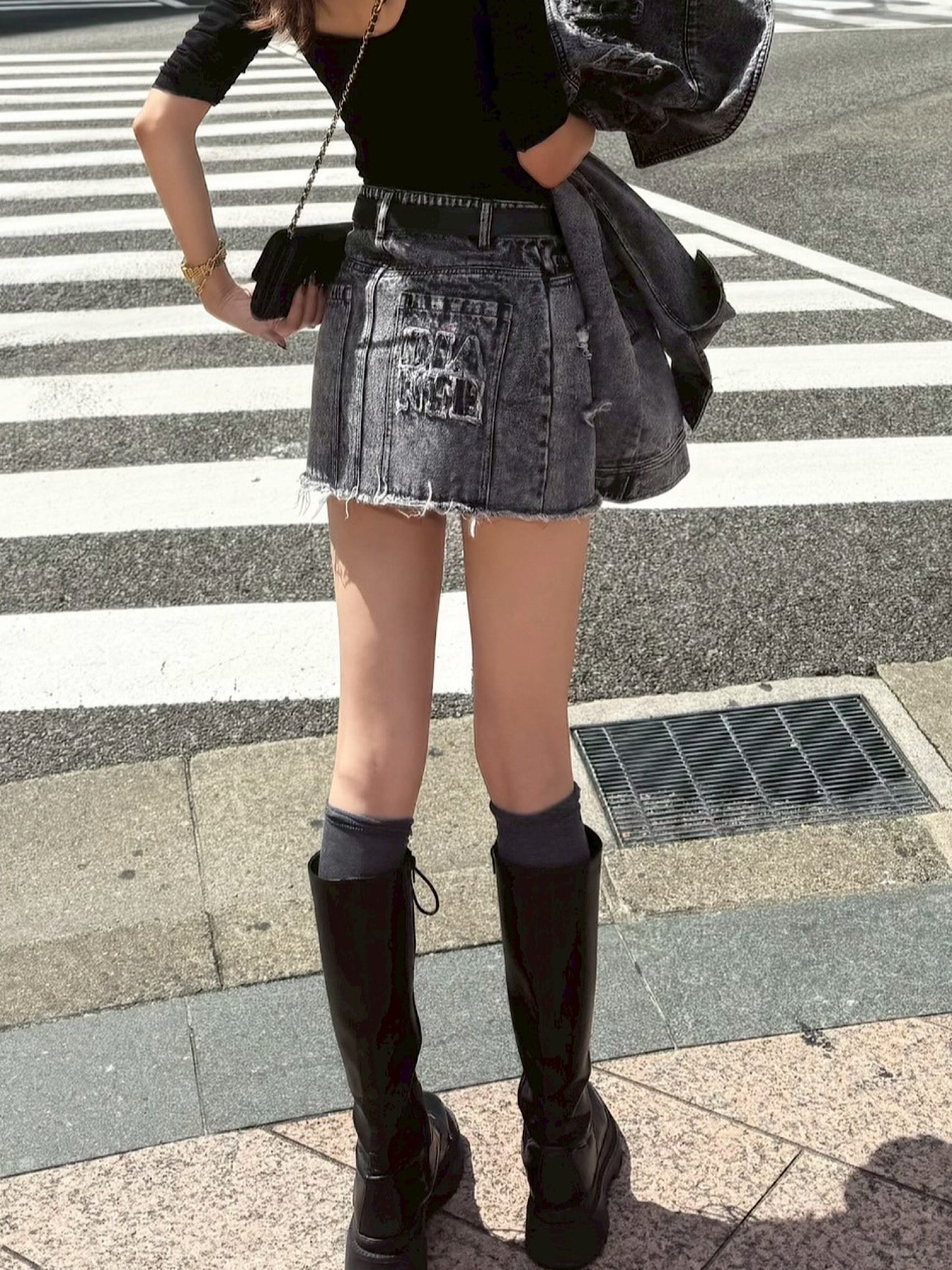 Chemical wash denim mini skirt(SET UP着用可)