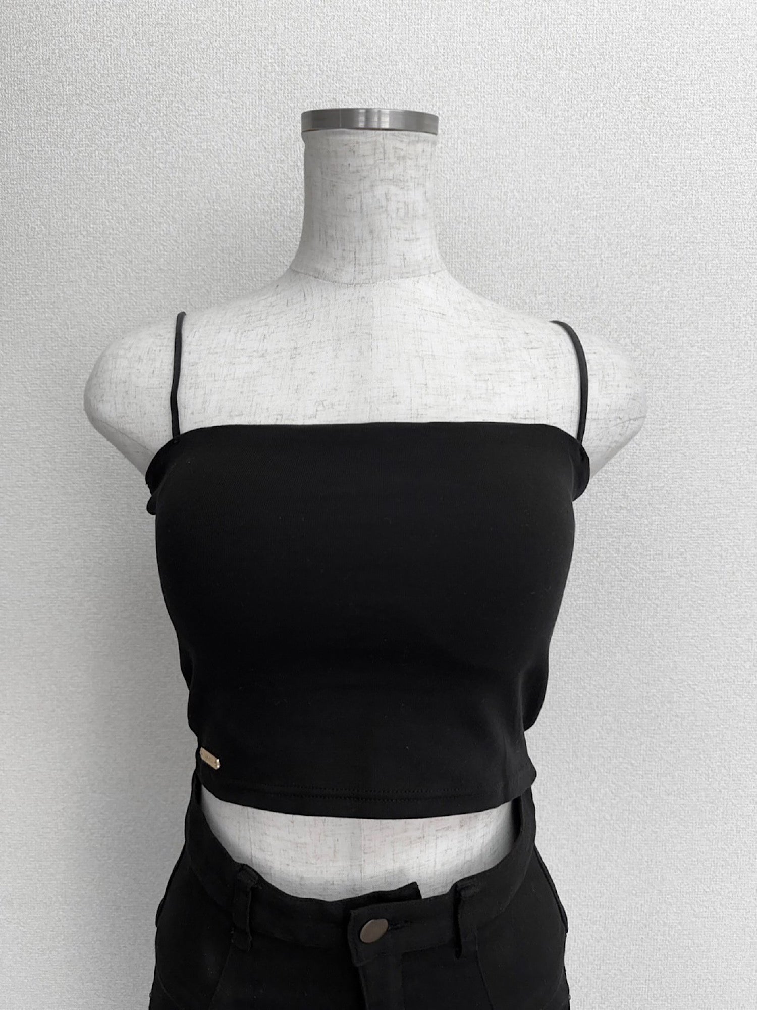 Cropped camisole with inner bra