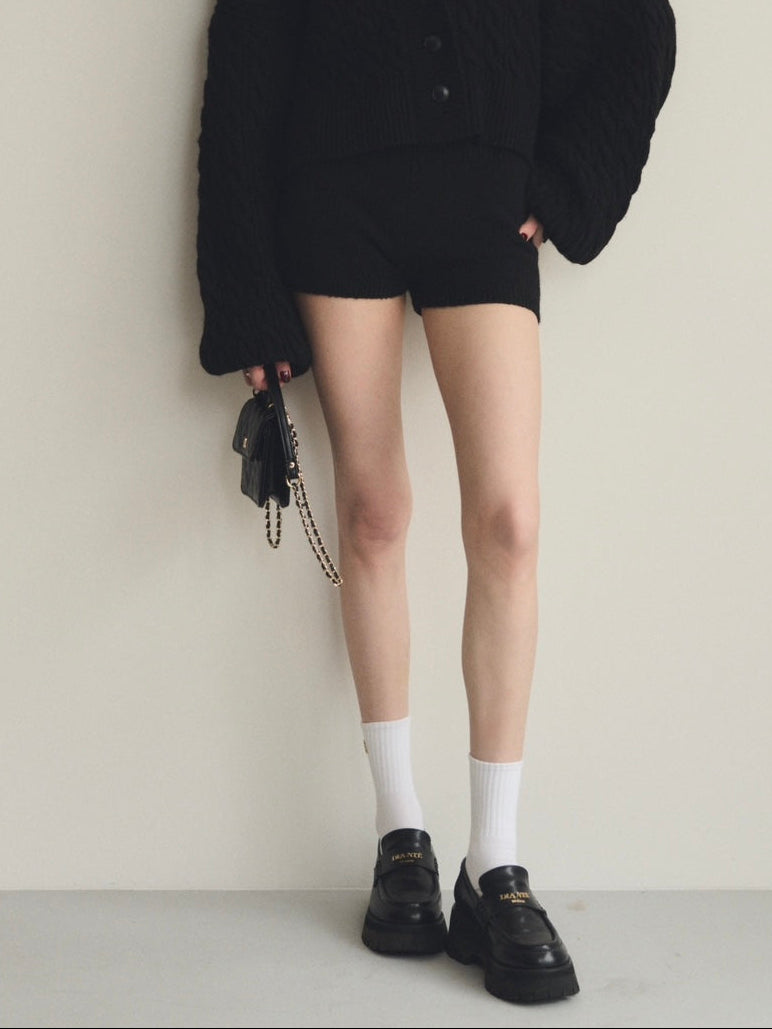 【予約】Cable pochet knit shorts(SETUP着用可)(9月下旬発送予定)
