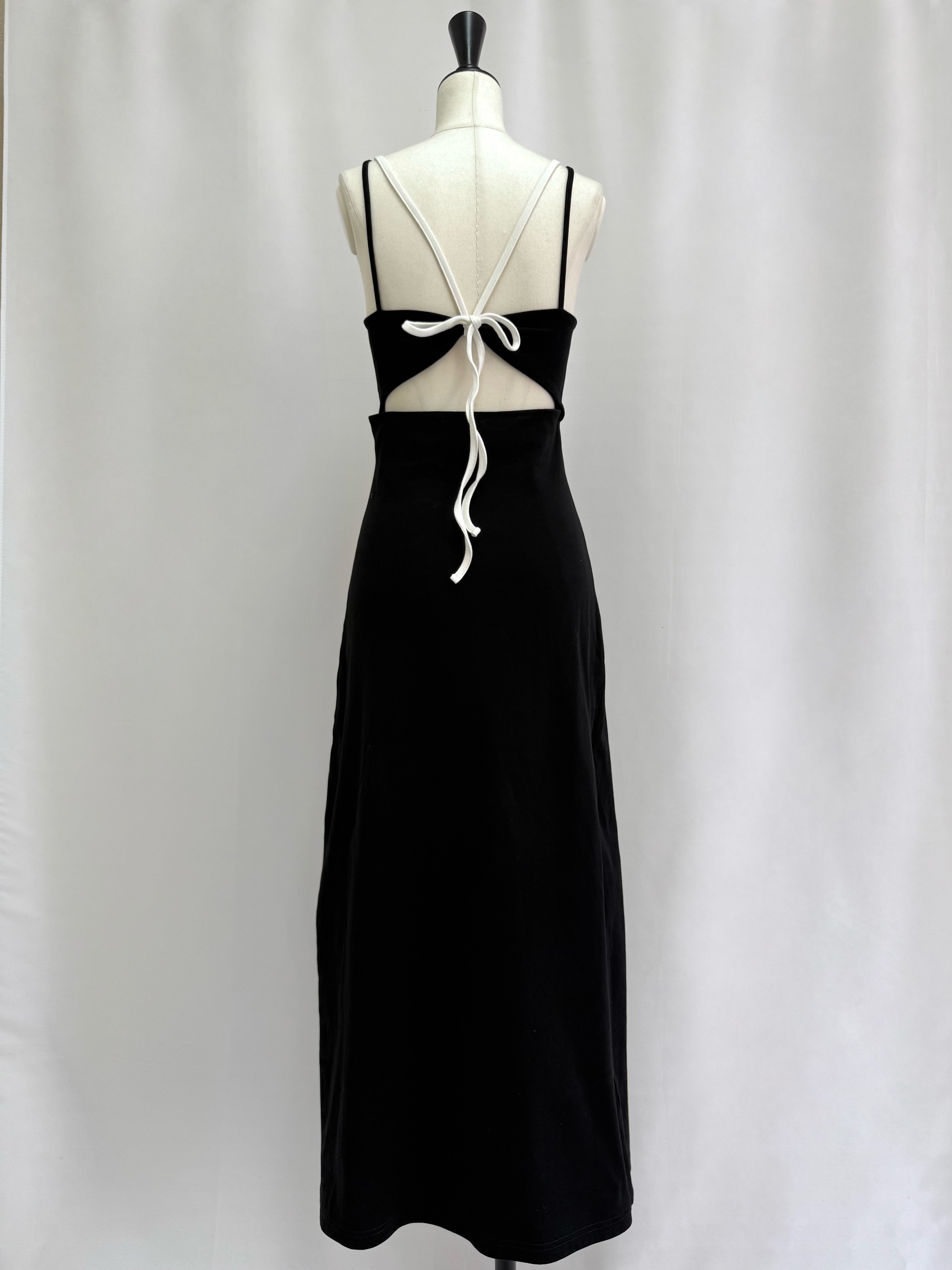 【予約】Layered camisole maxi dress with inner bra(6月上旬〜下旬発送予定)