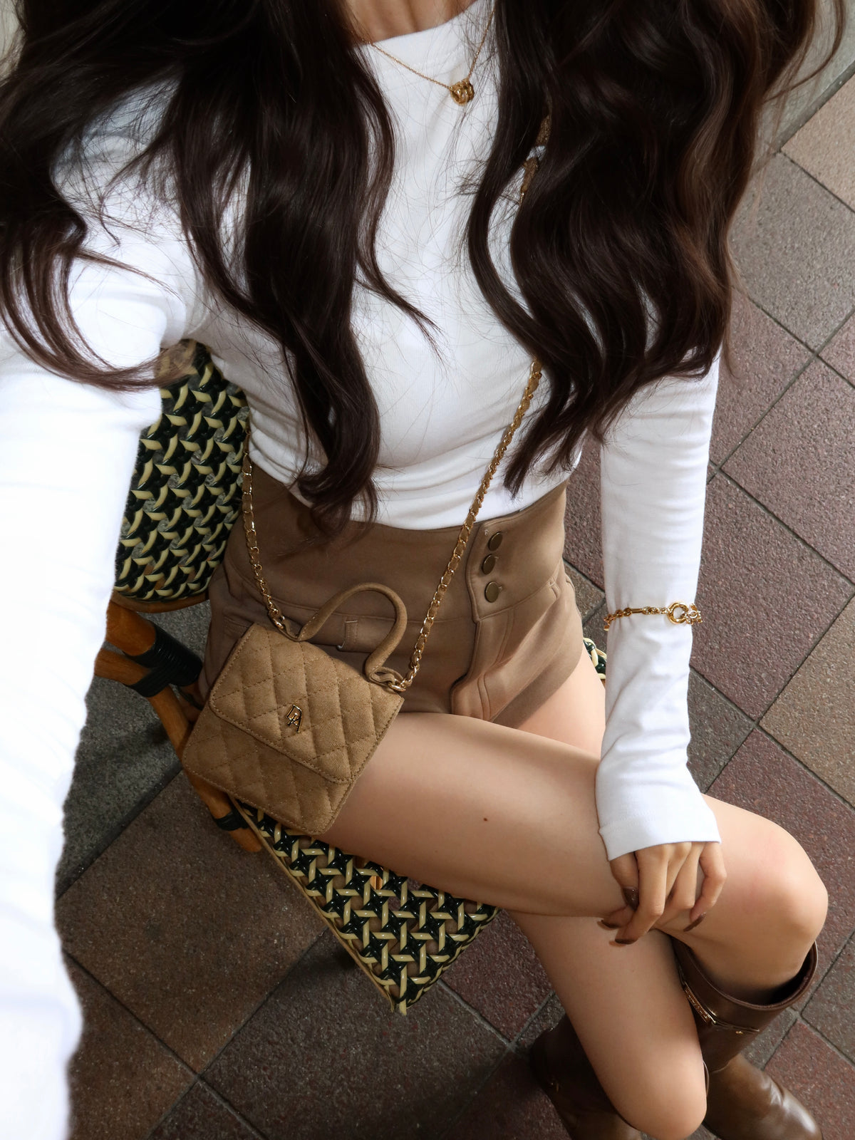 【予約】Quilted leather logo mini bag(11月上旬発送予定)