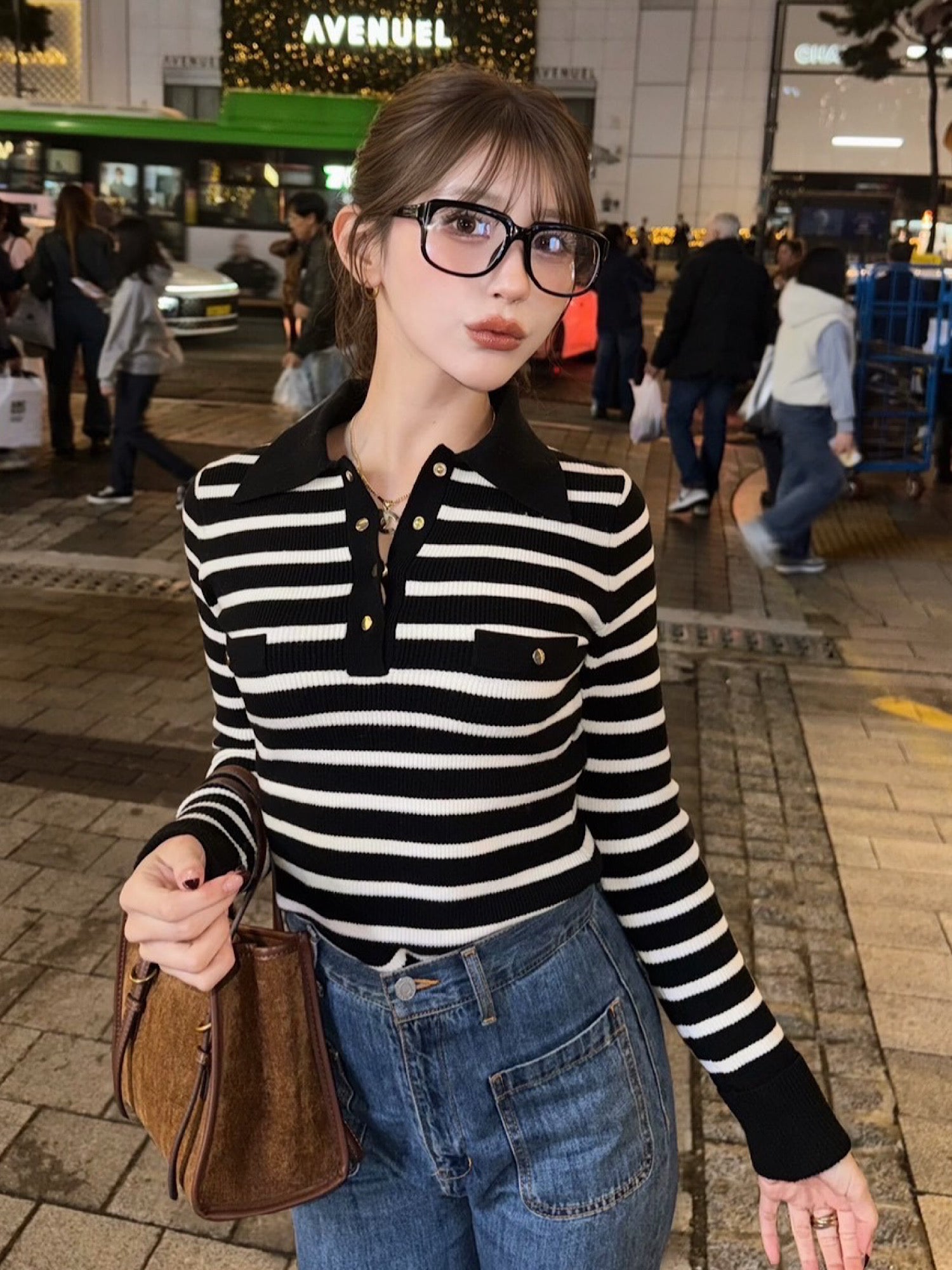 Big collar gold button rib knit