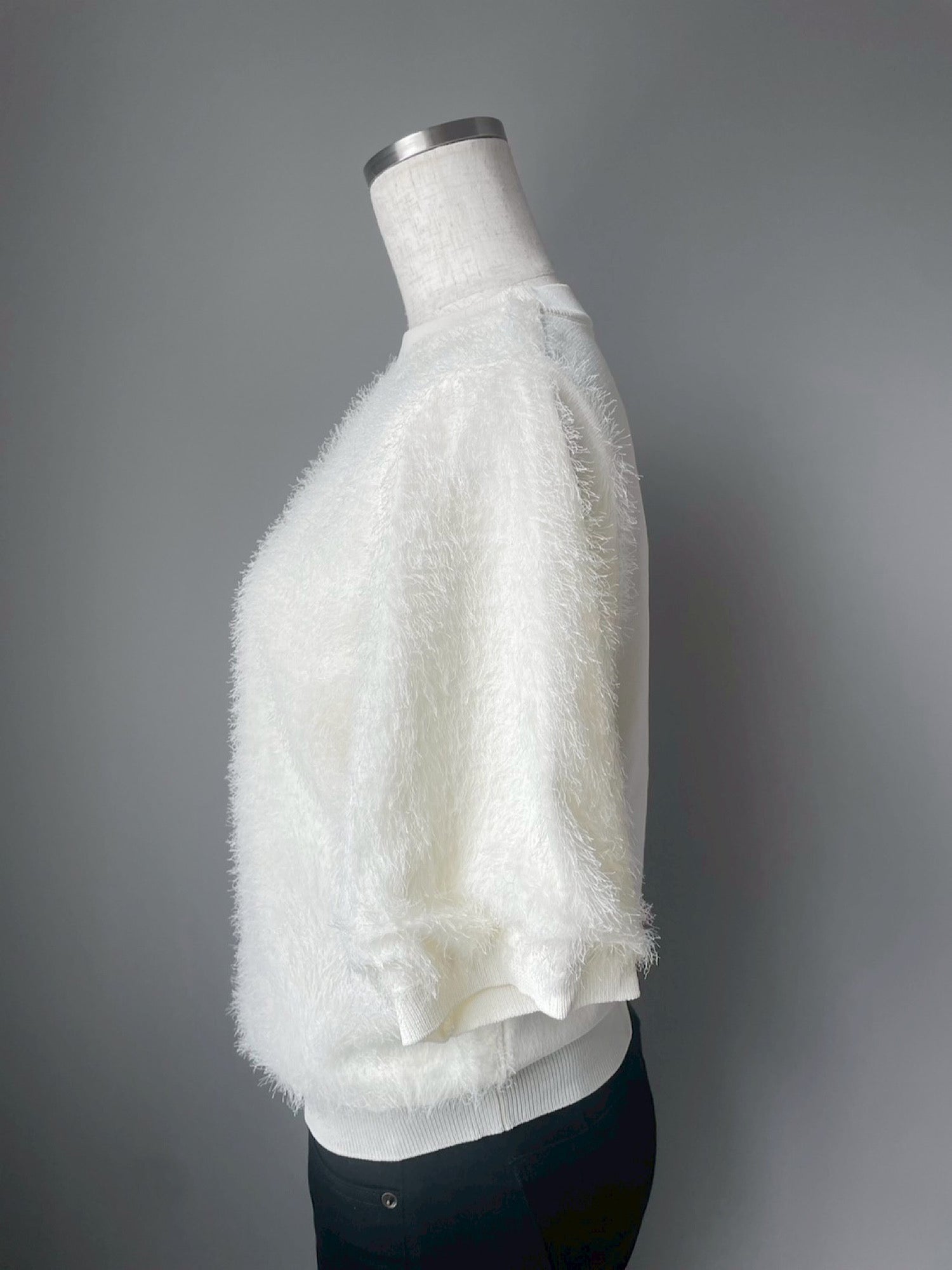 Sheer jacquard half sleeve knit