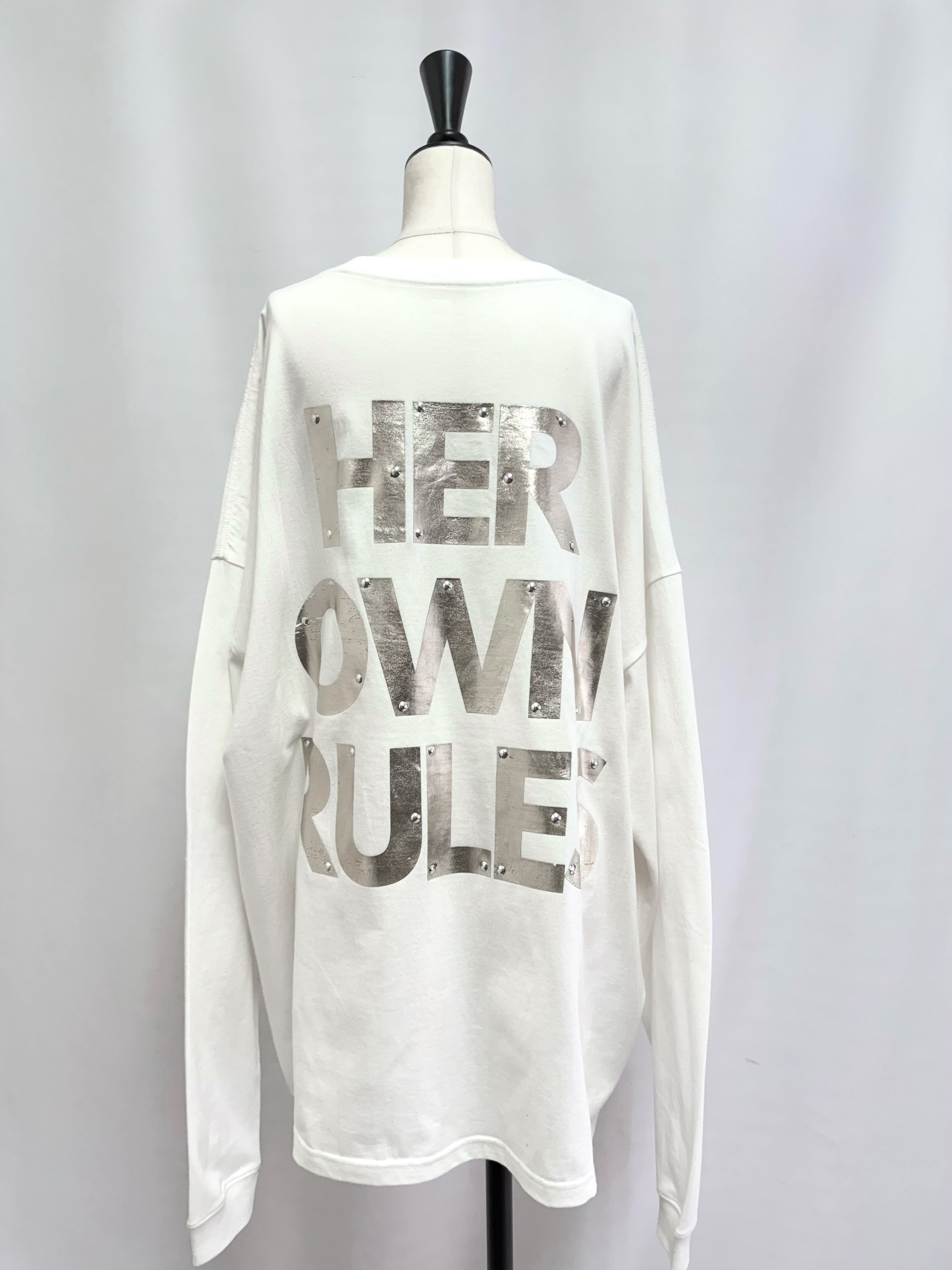 【予約】HER OWN RULES long sleeve Tee(9月下旬発送予定)