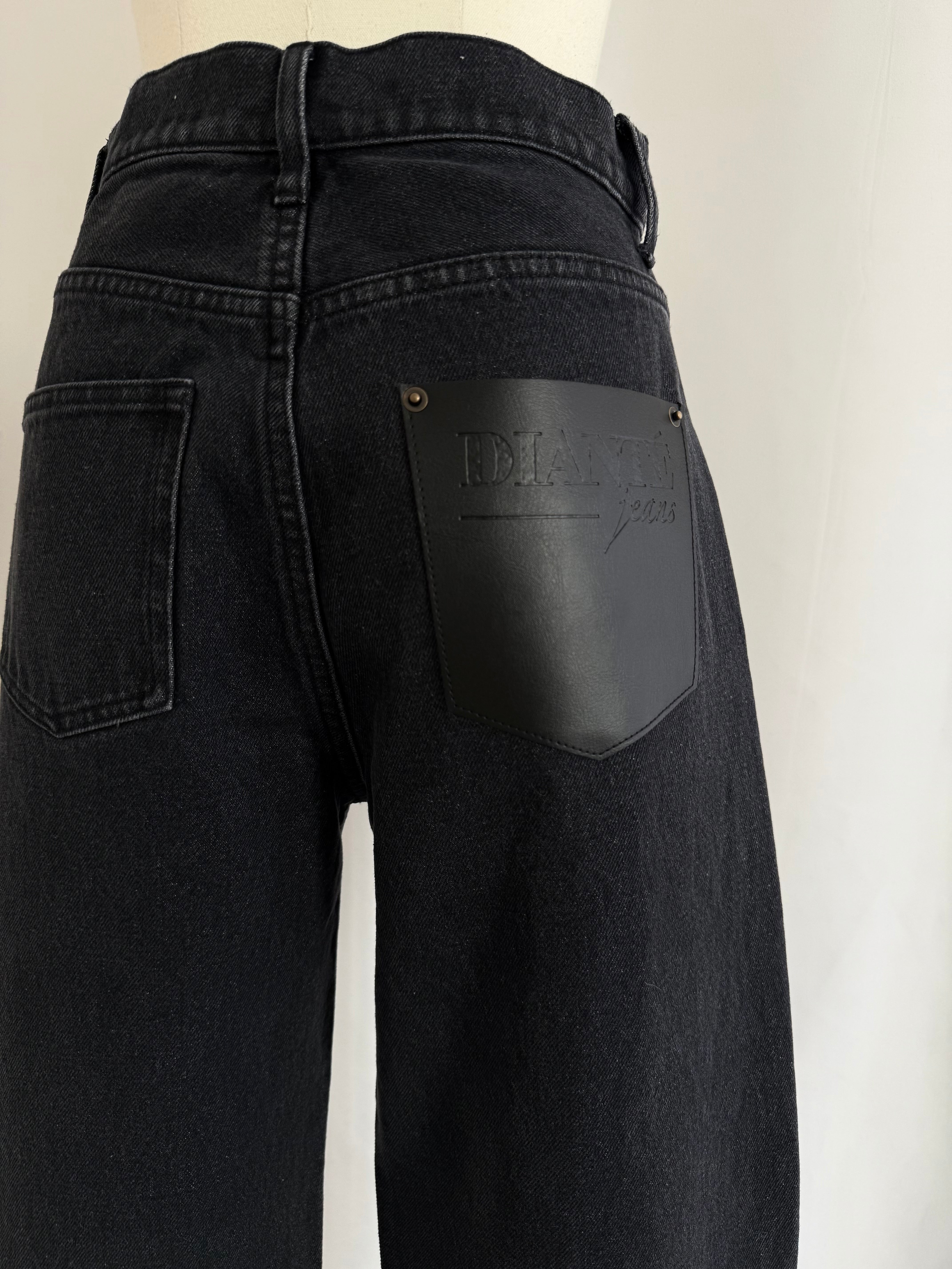 Curve pattern loose fit denim