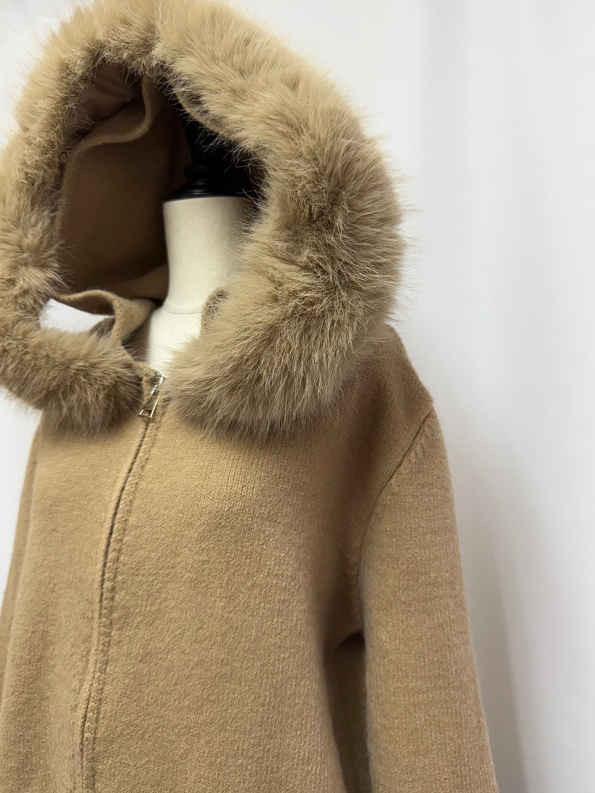 【予約】Volume fur ZIPUP knit hoodie(11月上旬発送予定)