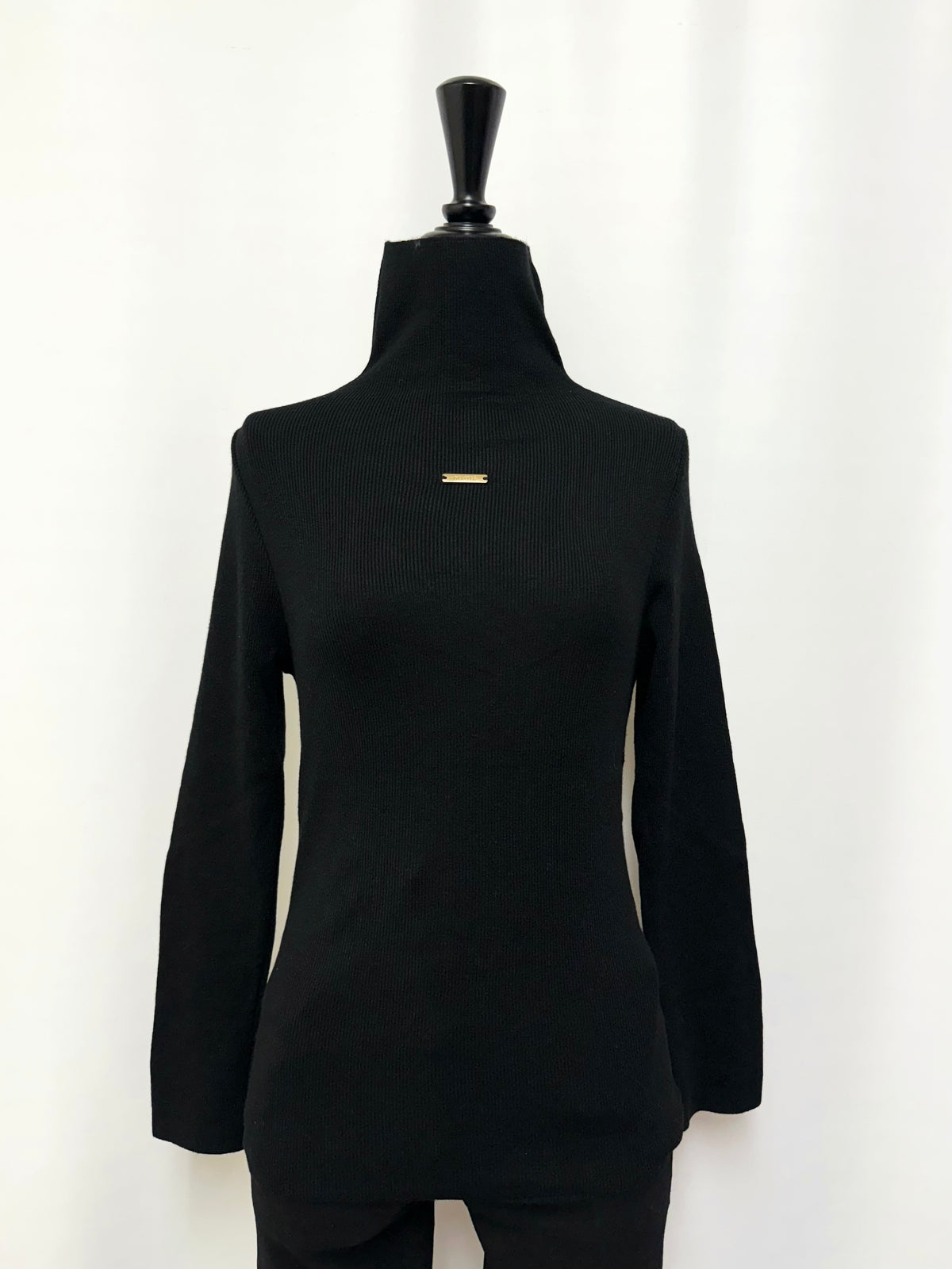【予約】Accent charm loose neck knit(11月上旬発送予定)