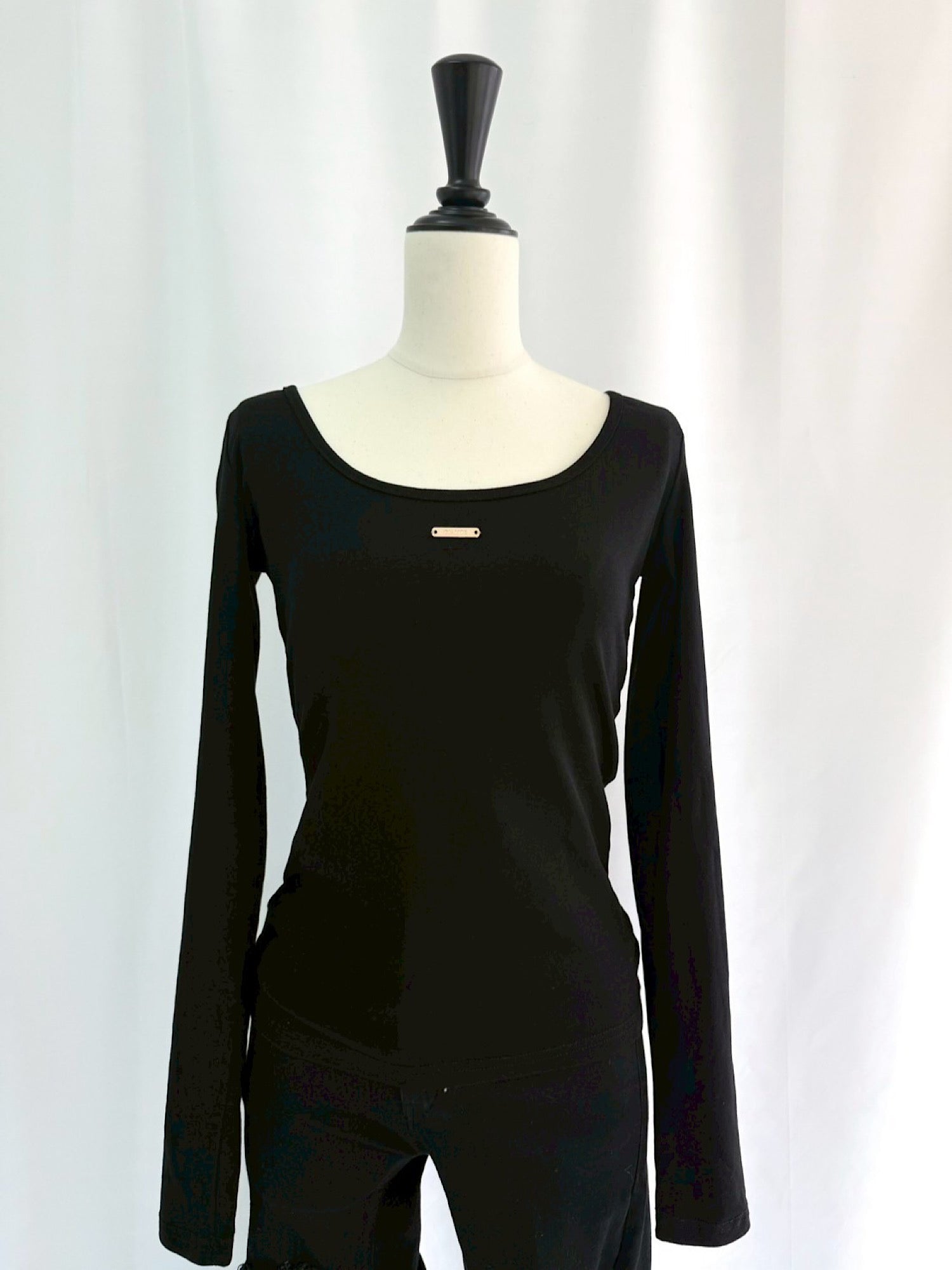 【予約】Back open decorate tops(10月中旬〜下旬発送予定)