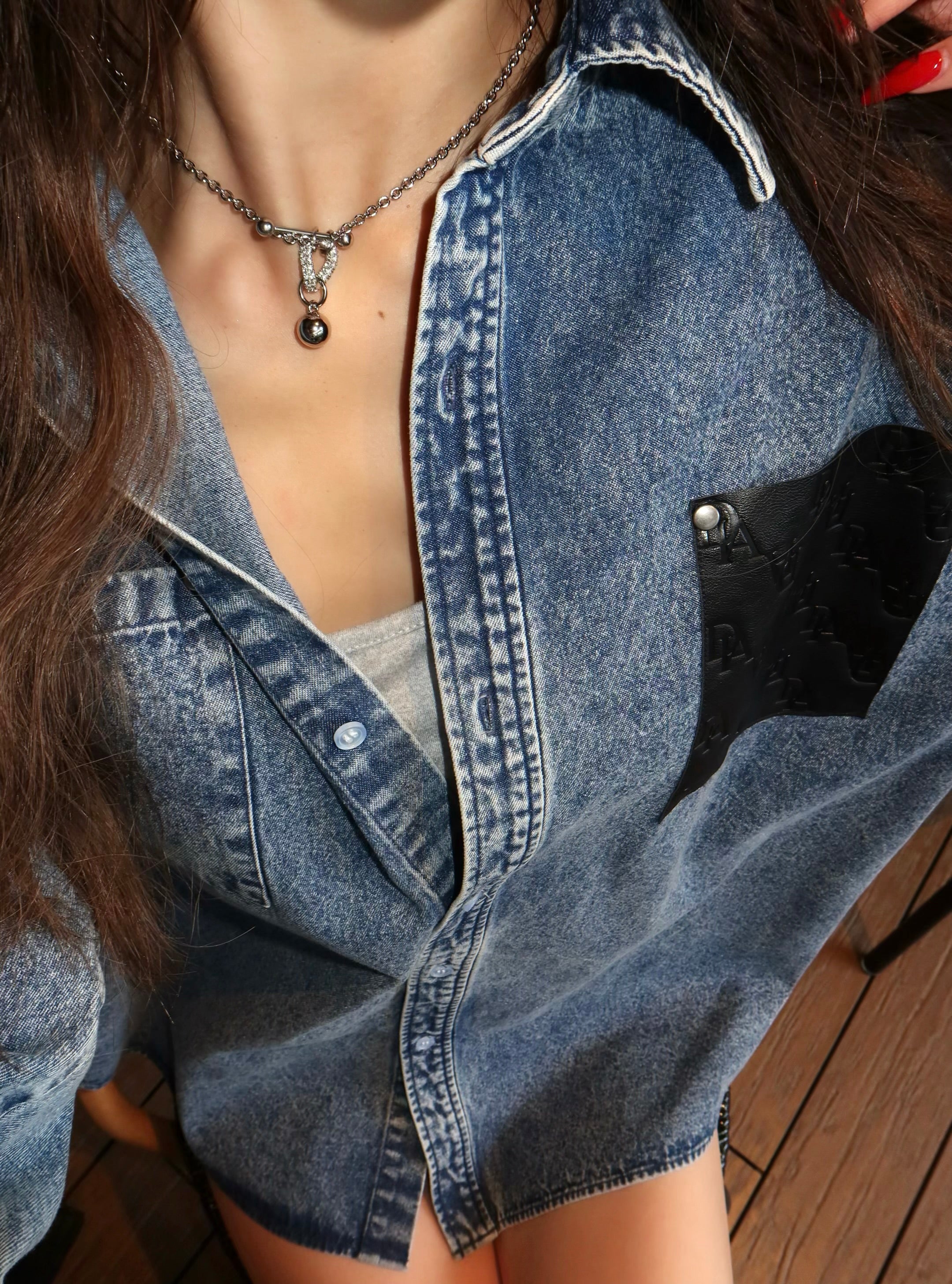 【予約】Leather pocket denim loose shirts(3月上旬〜中旬発送予定)