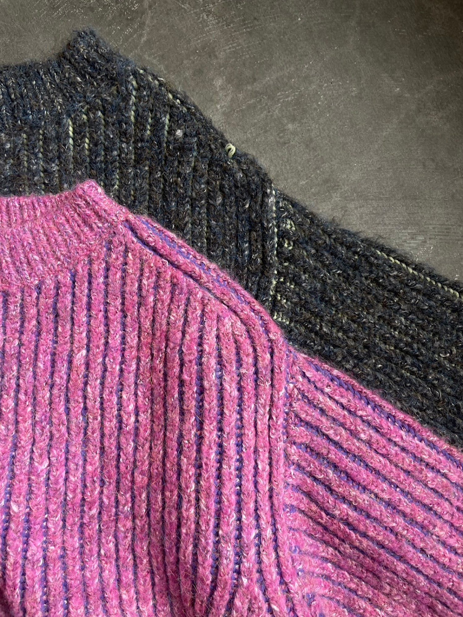Melange stripe loose knit