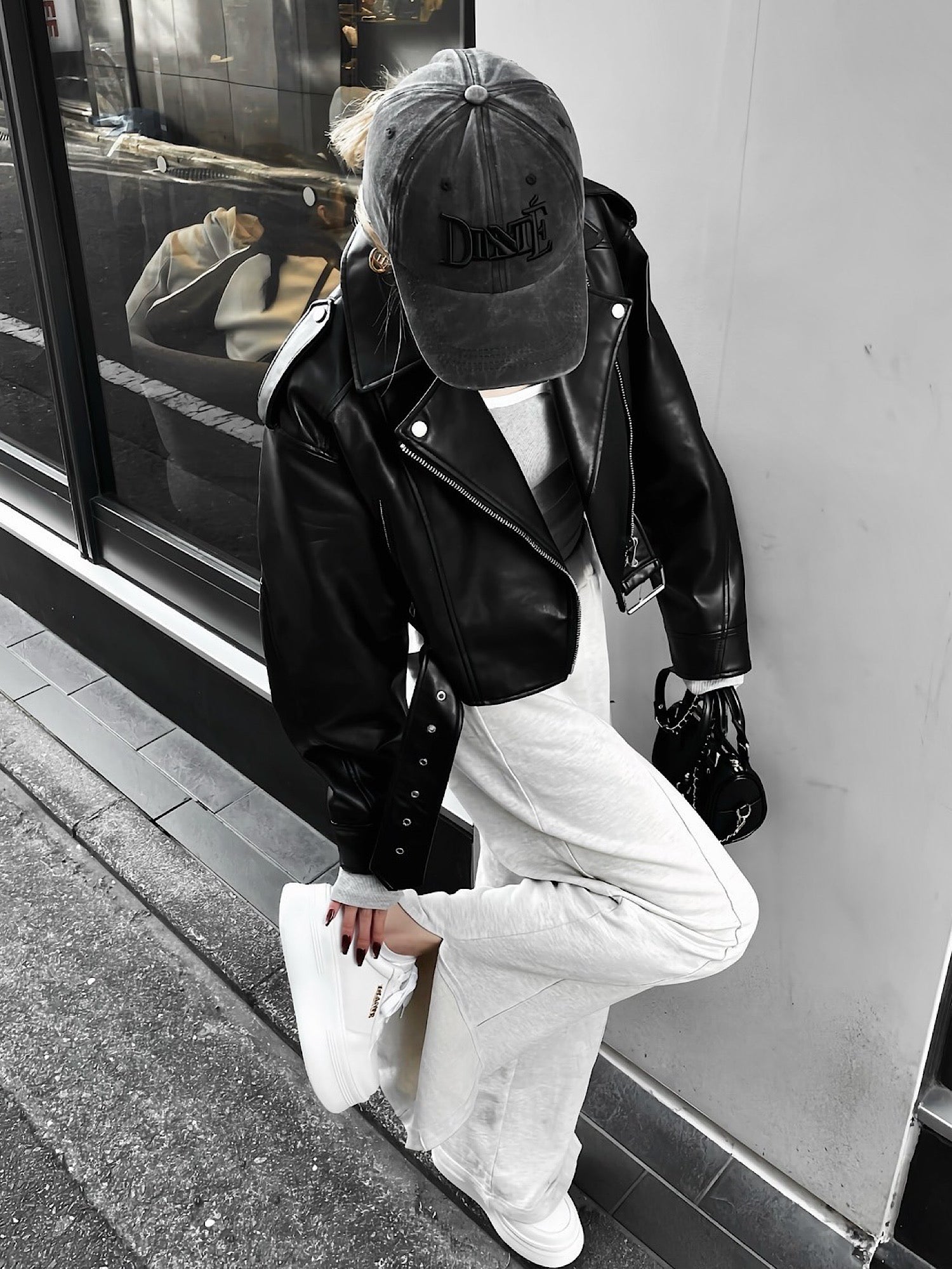 【予約】DIANTÉ logo sole sneakers(12月中旬〜下旬発送予定)