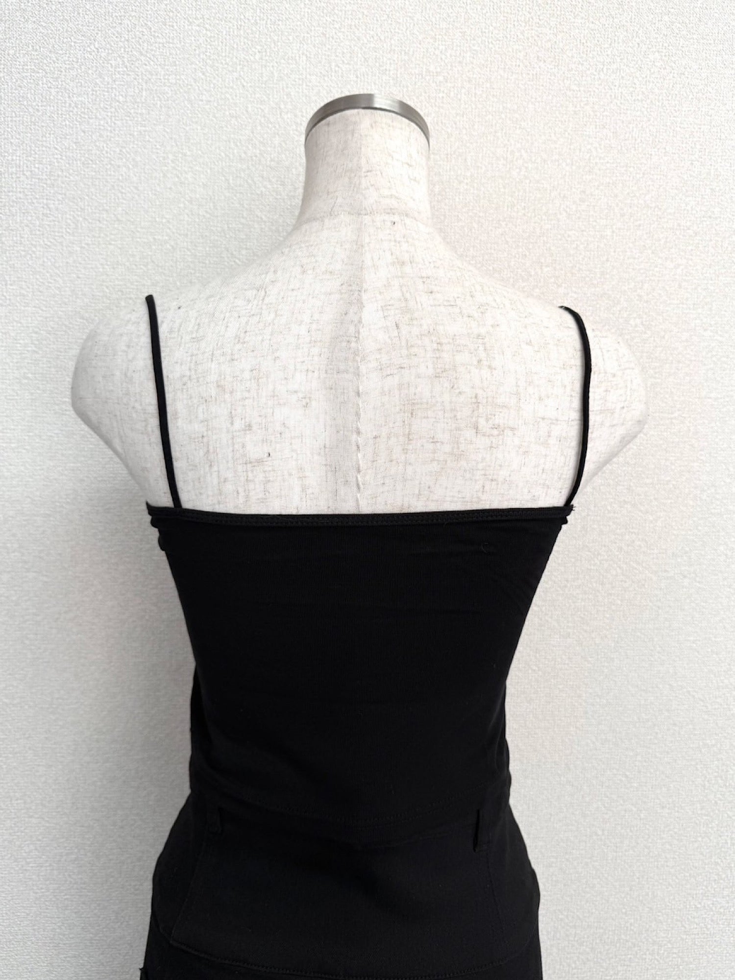 Cropped camisole with inner bra