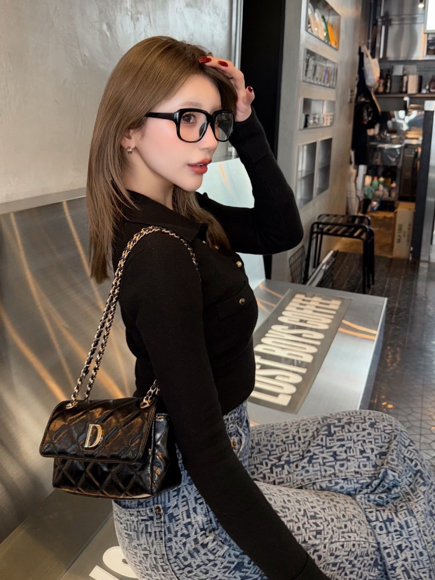 【予約】Graffiti embroidery loose denim(1月下旬〜2月上旬発送予定)