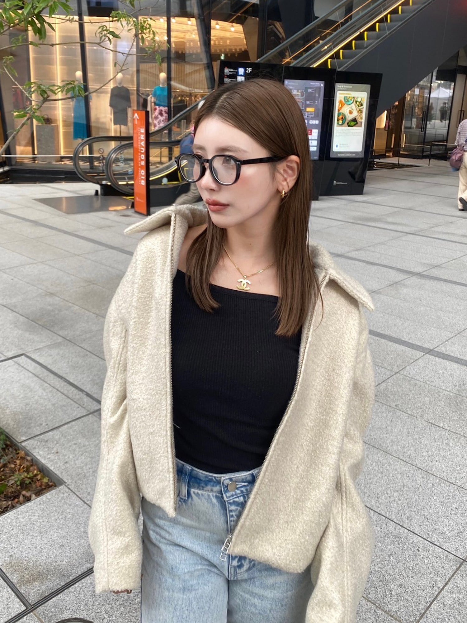 Shaggy wool short blouson