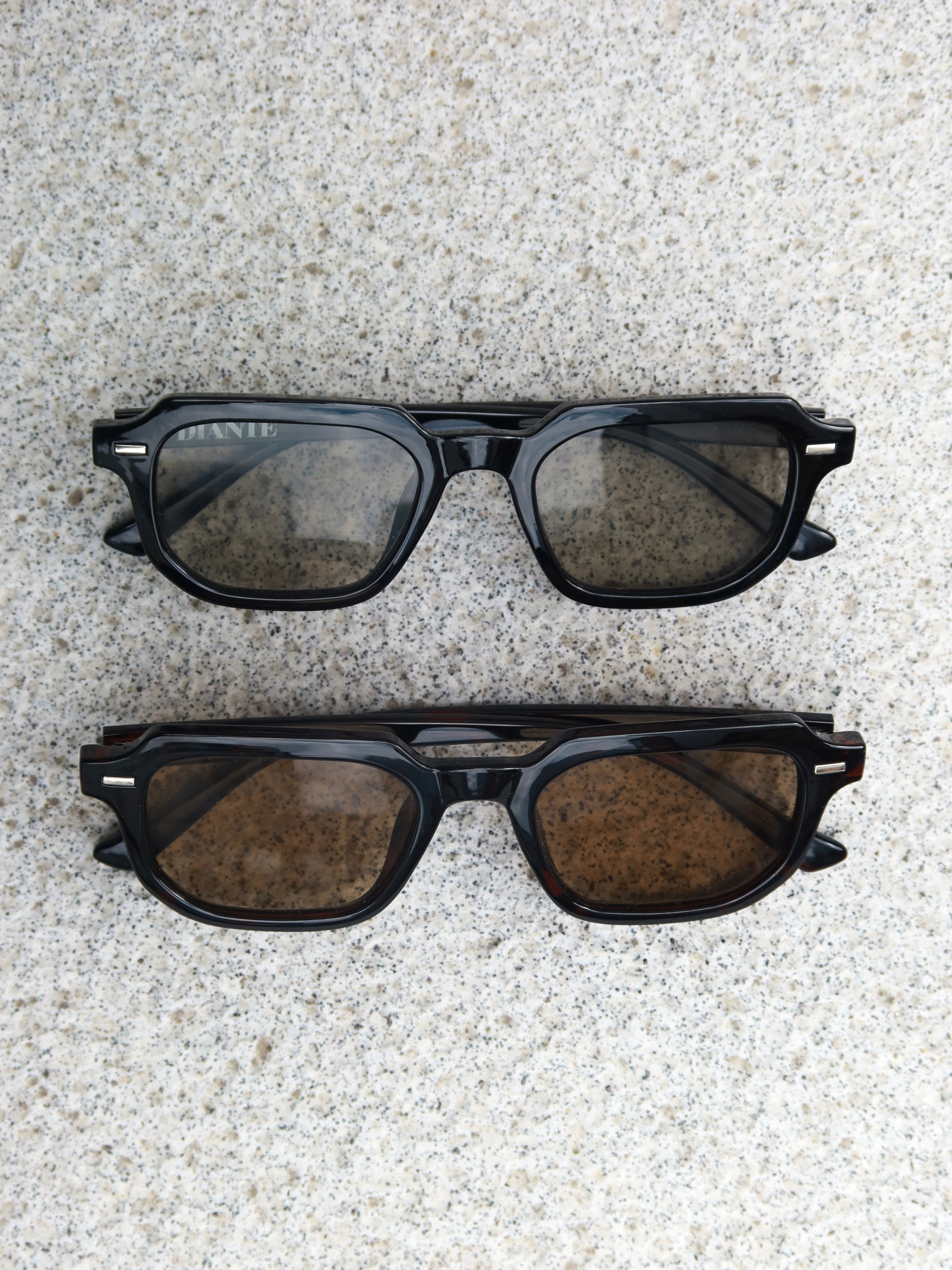 【予約】Hexagon sunglasses(BLK 4月下旬・BRN6月下旬発送予定)
