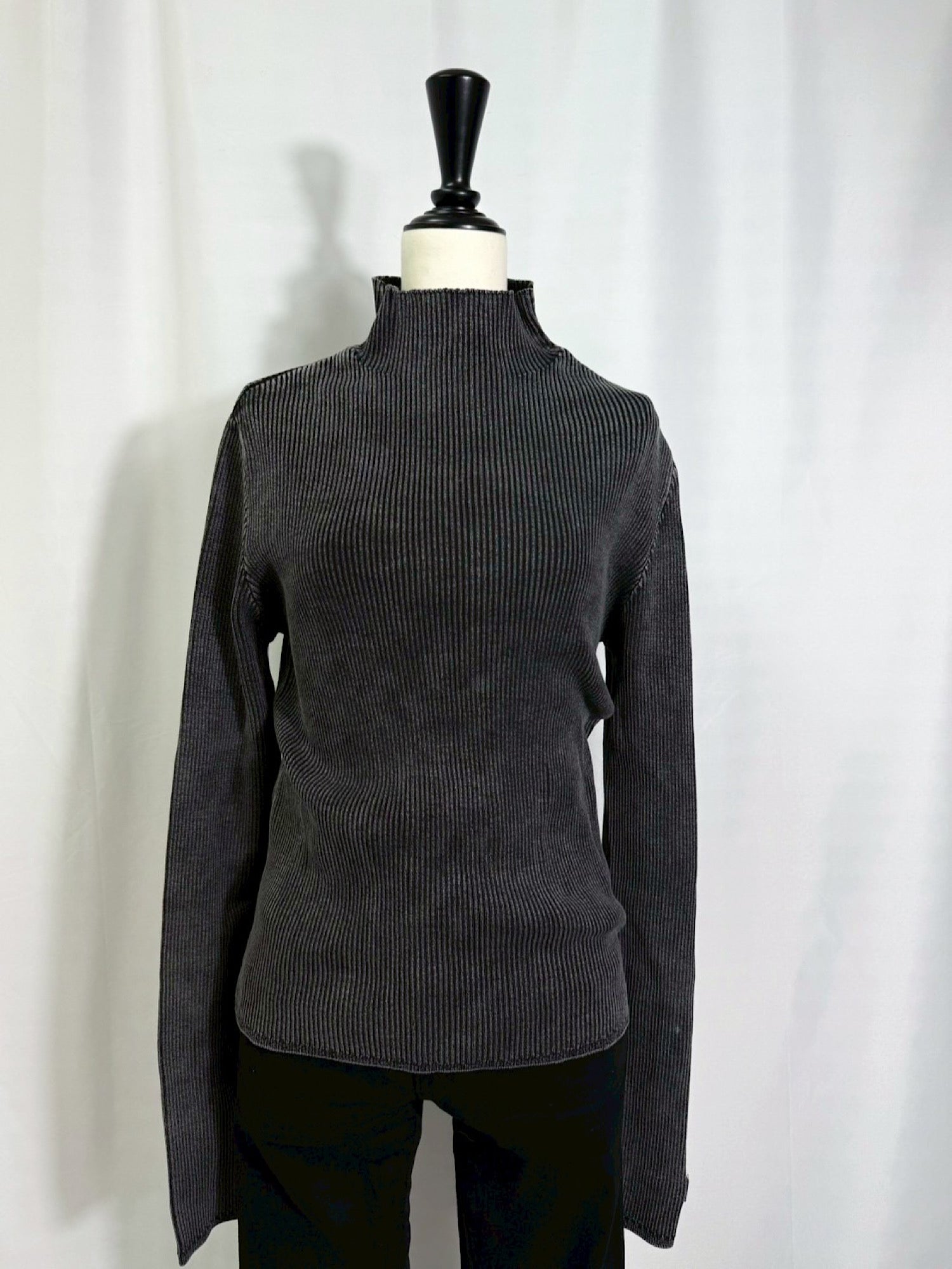 Stone wash compact knit