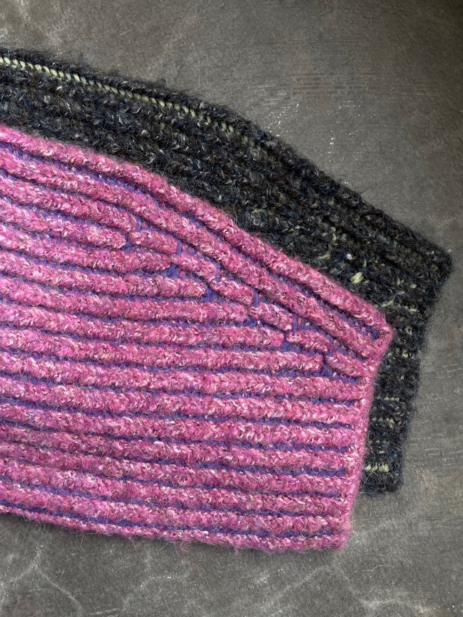 Melange stripe loose knit
