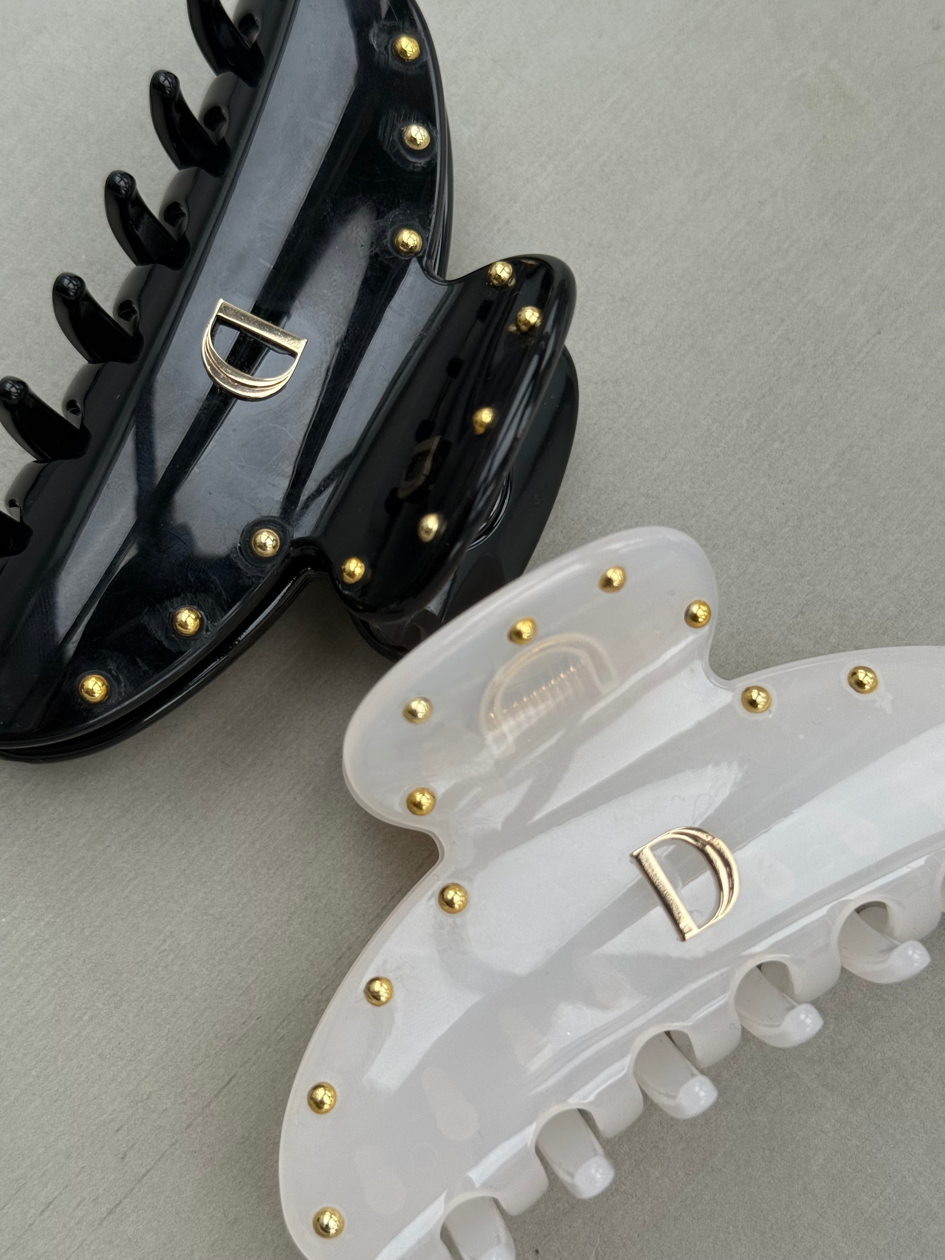 【予約】Studs logo barrette(7月中旬発送予定)
