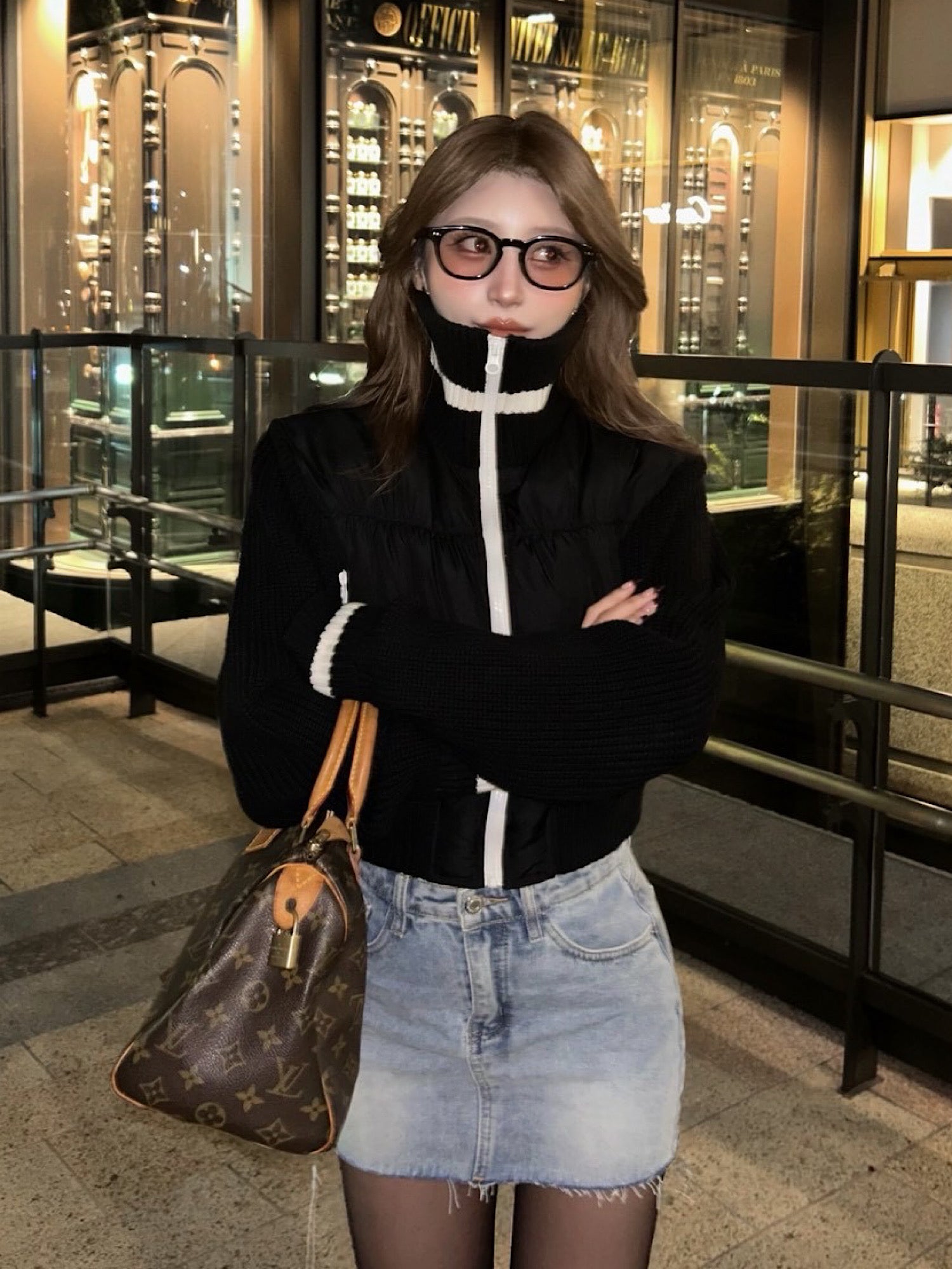 Accent color knit docking puffy blouson
