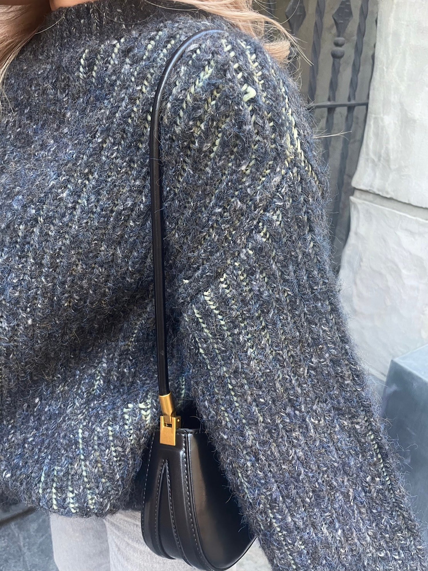 Melange stripe loose knit