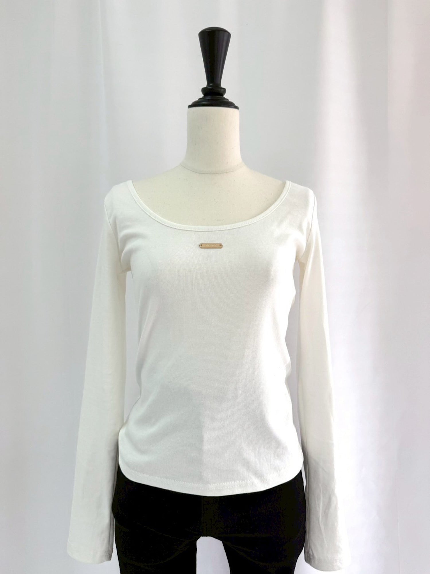 【予約】Back open decorate tops(10月中旬〜下旬発送予定)