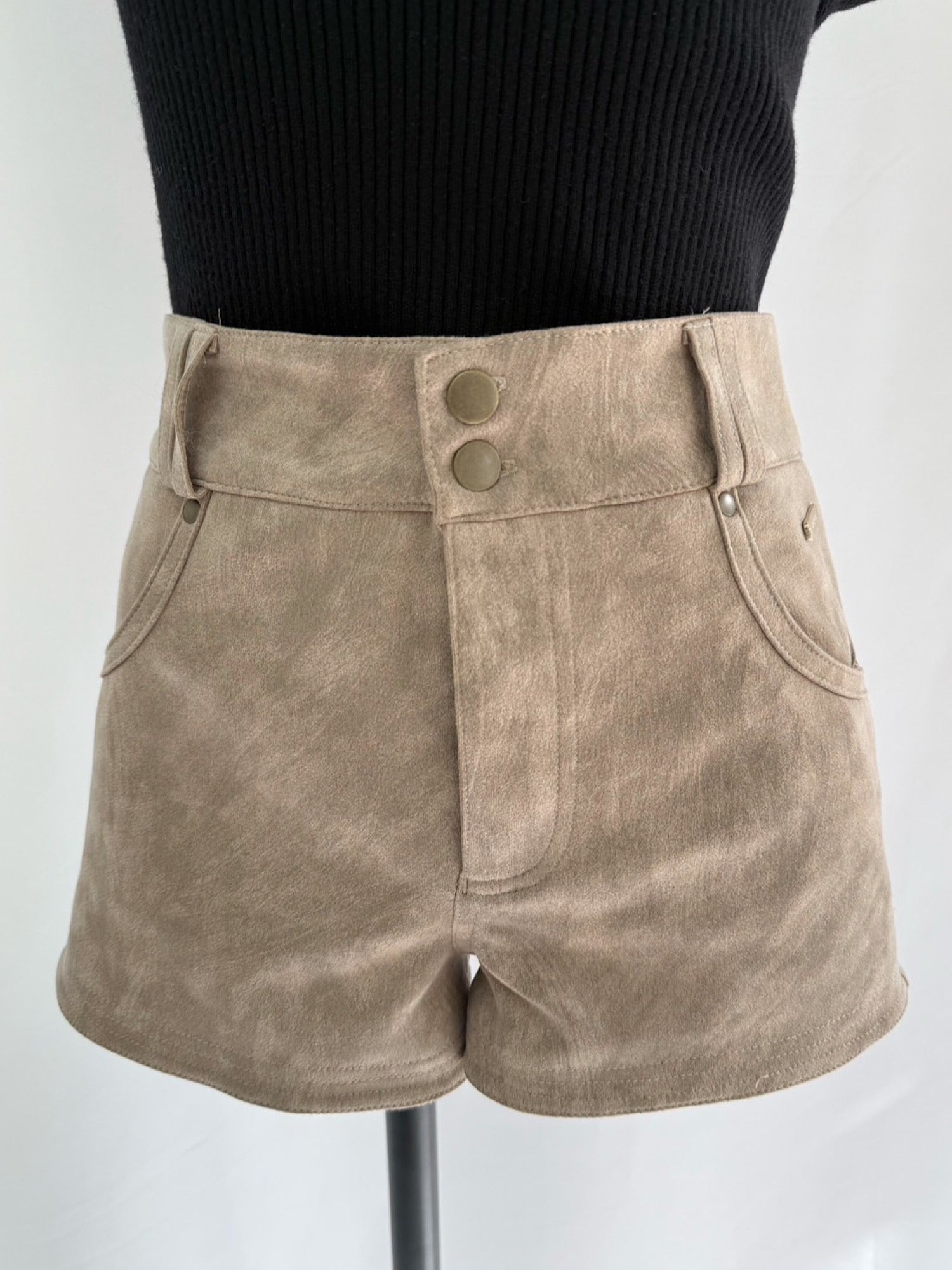 【予約】Eco suede tight shorts(12月上旬〜中旬発送予定)