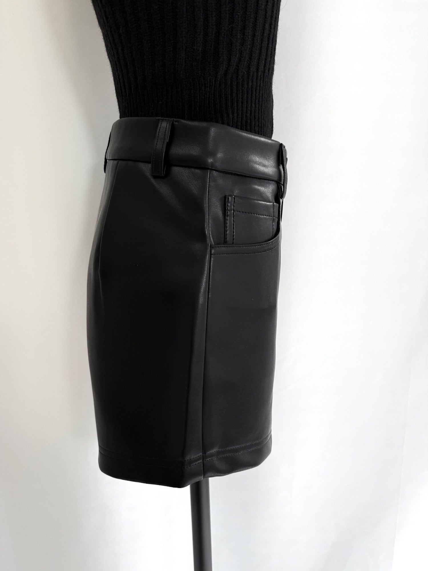 Eco leather minimal shorts