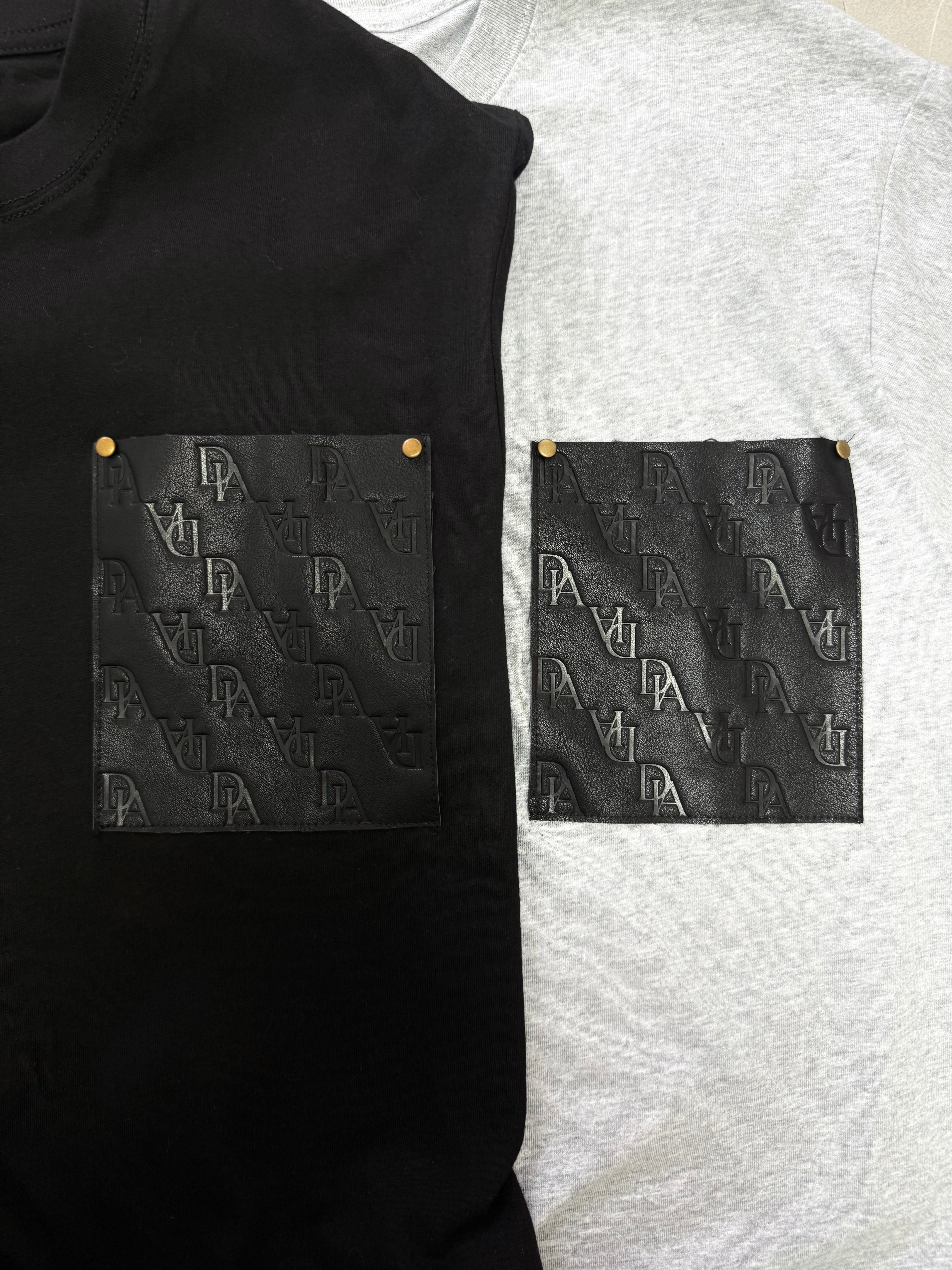 【予約】Leather pocket over Tee(6月下旬発送予定)