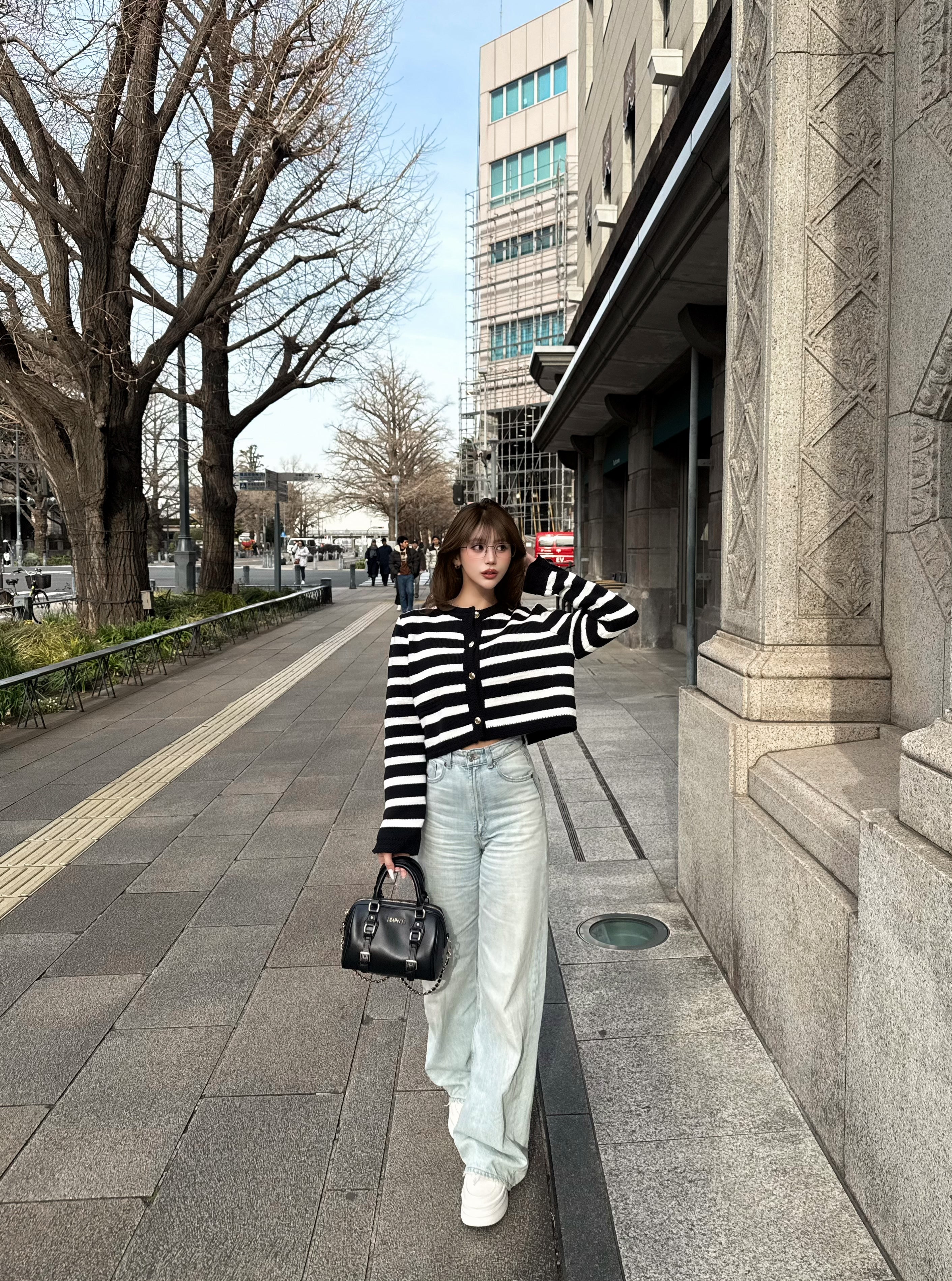 Gold button bulky knit cardigan