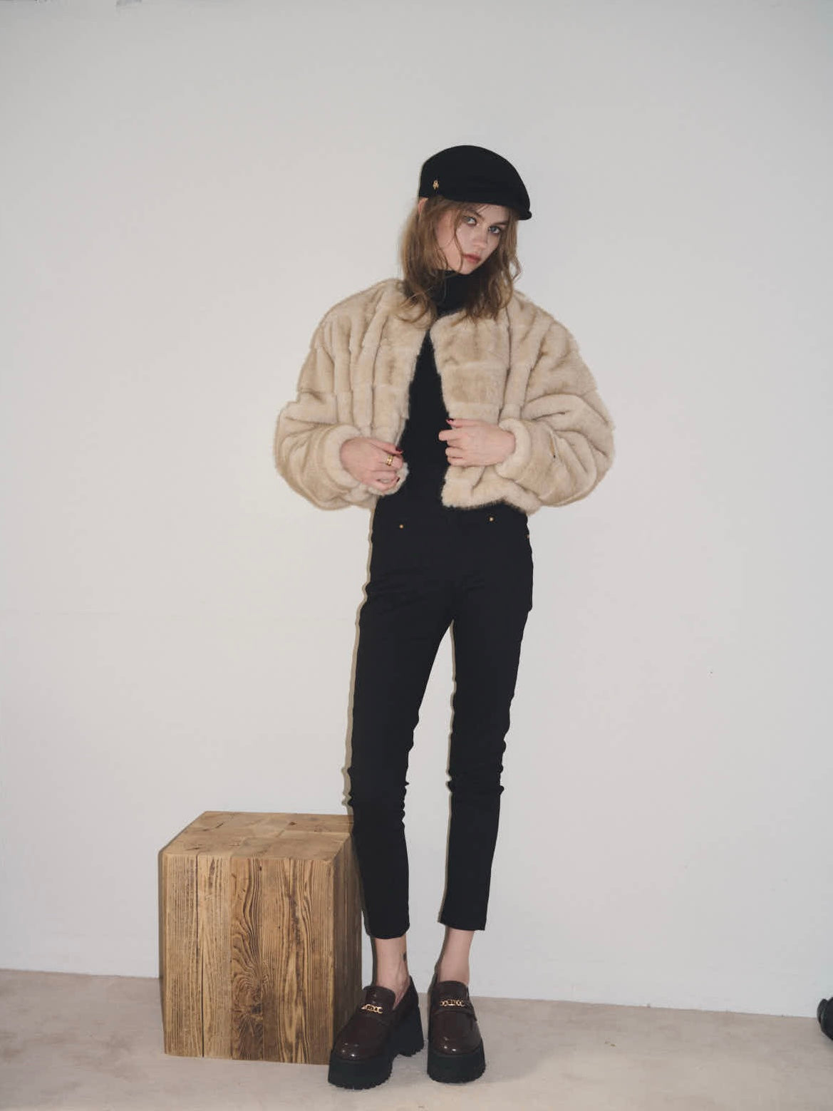 【予約】Premium eco fur switching coat(10月上旬〜11月中旬発送予定)