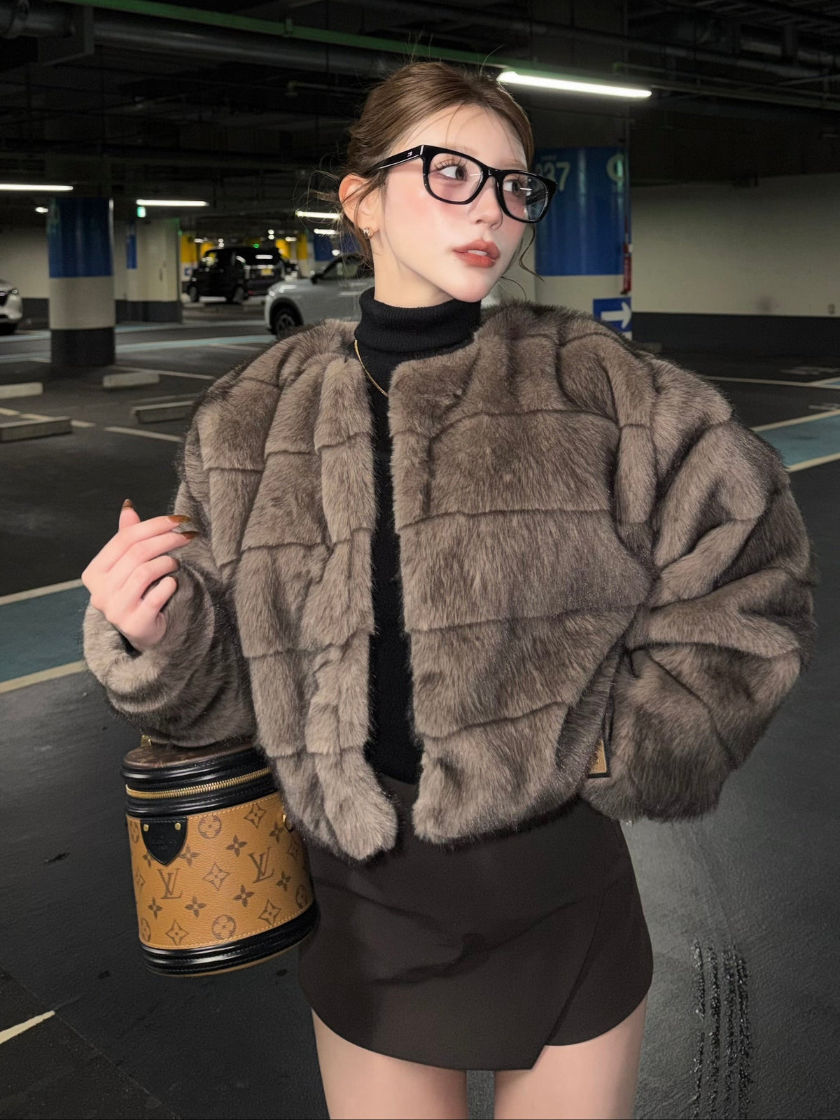 【予約】Premium eco fur switching coat(10月上旬〜11月中旬発送予定)