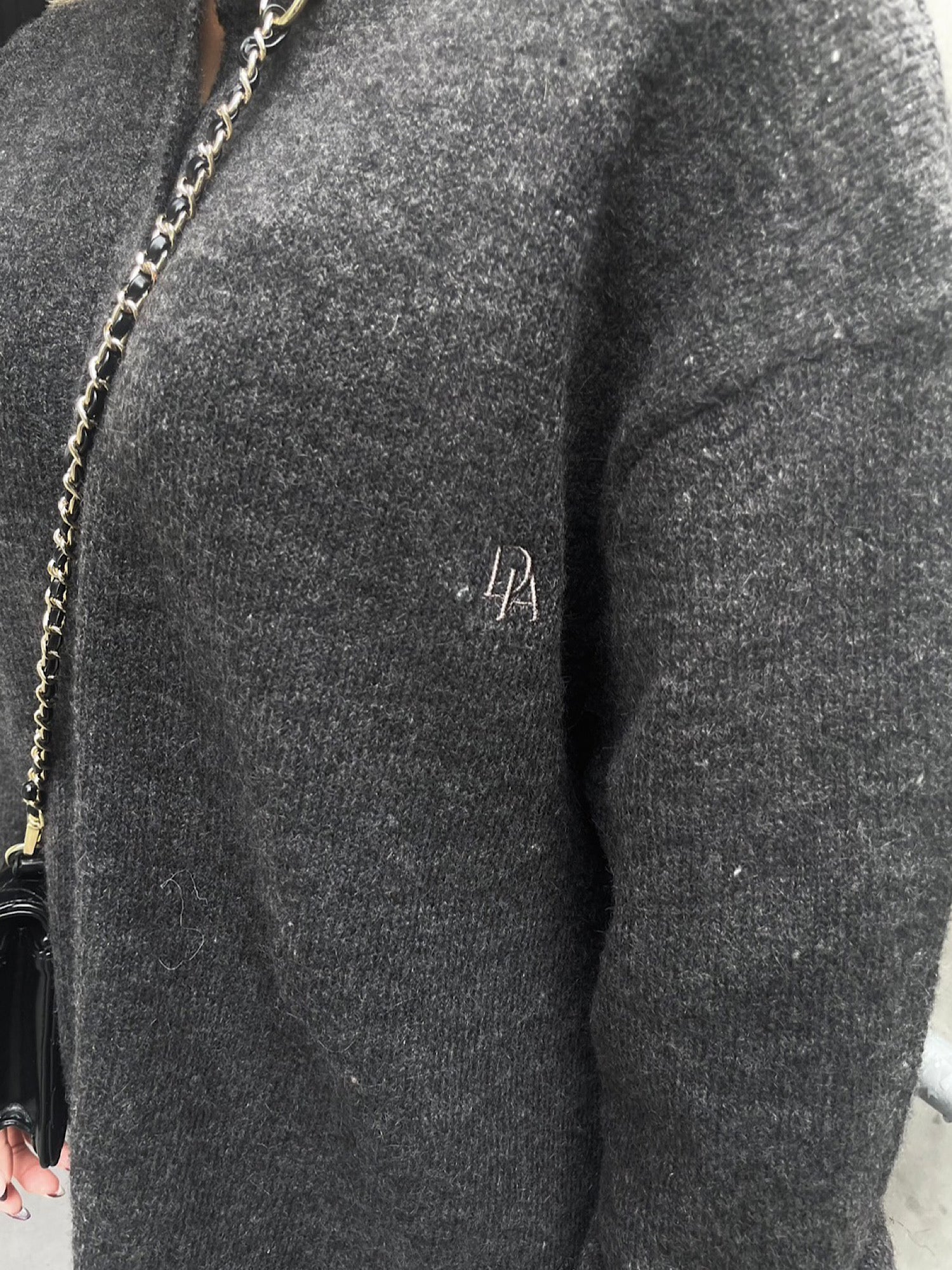Wool brend loose knit shirt
