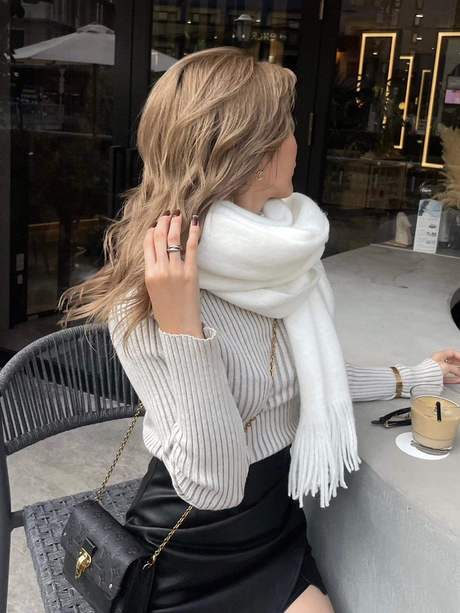 Multi color stand neck rib knit