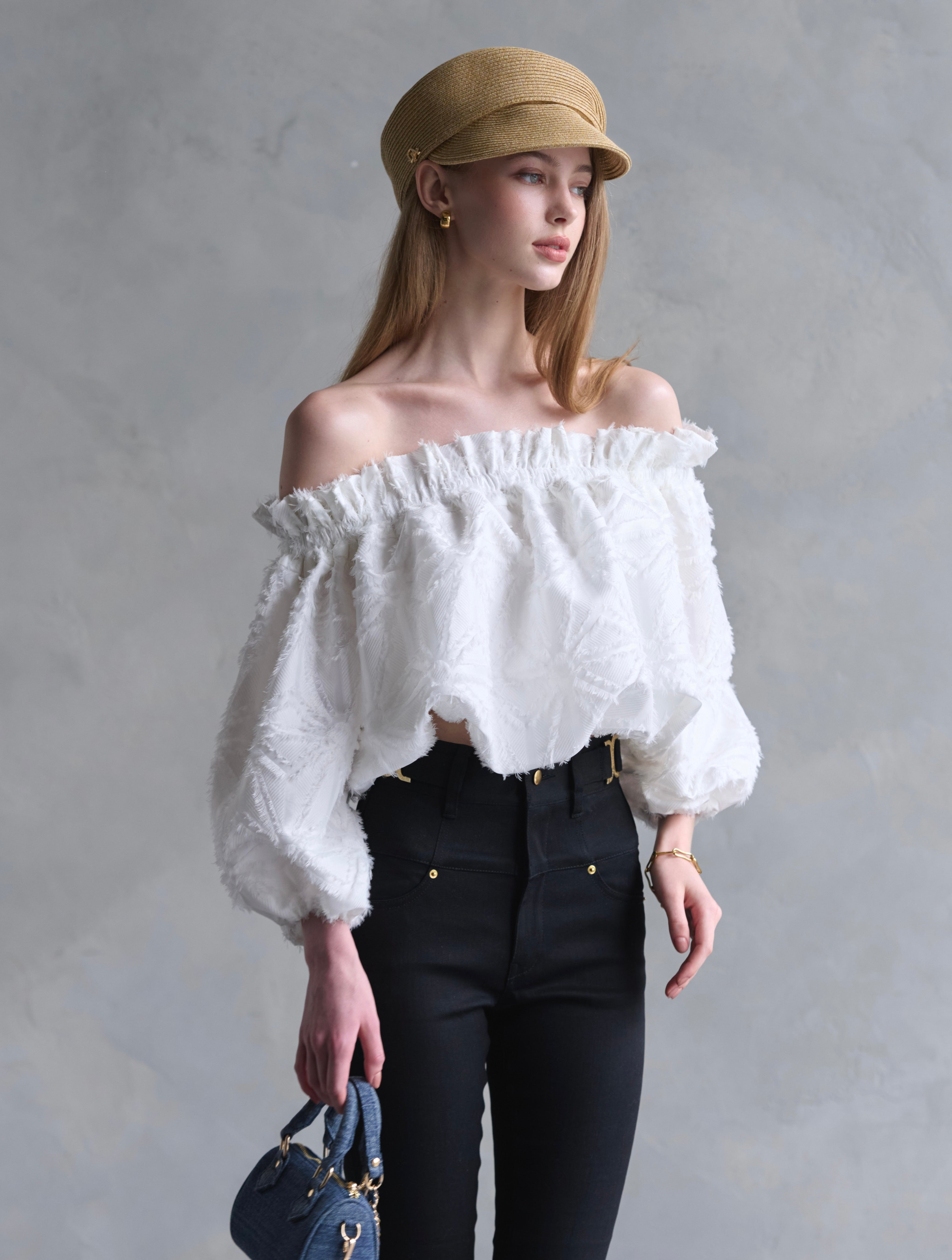 【予約】Geometric off-shoulder blouse(7月上旬発送予定)