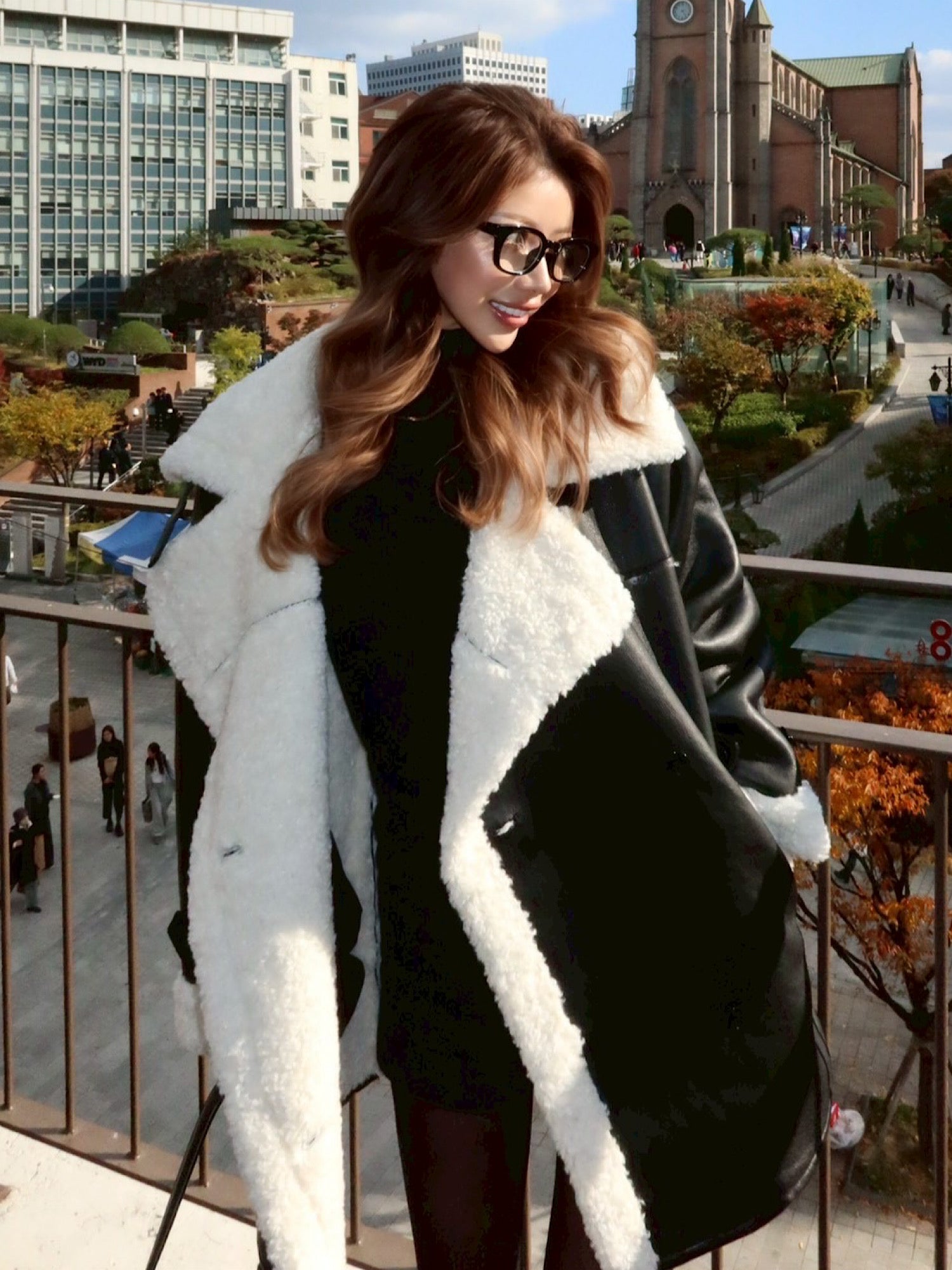 Volume collar loose mouton jacket