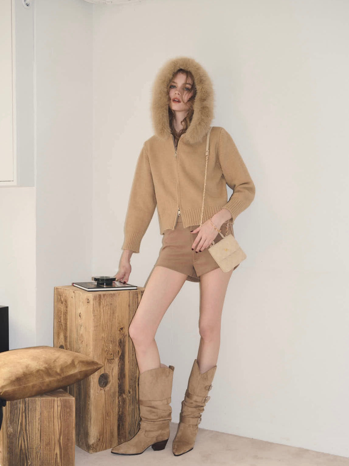 【予約】Volume fur ZIPUP knit hoodie(11月上旬発送予定)