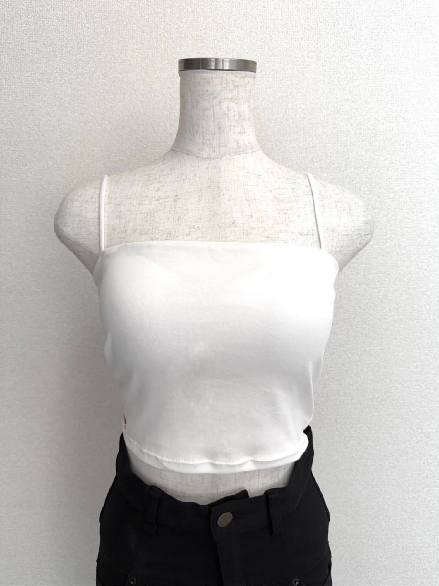 Cropped camisole with inner bra