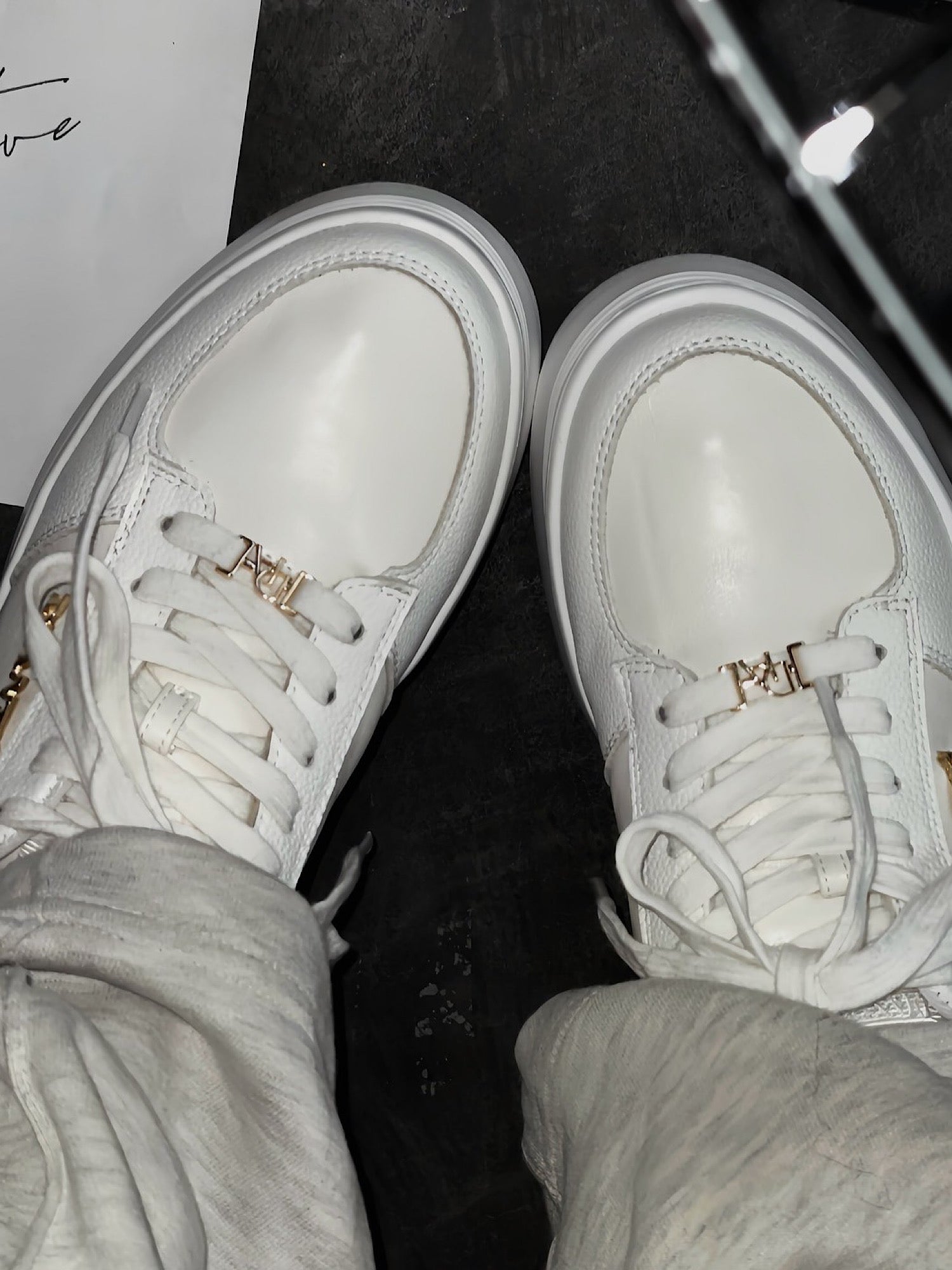 【予約】DIANTÉ logo sole sneakers(12月中旬〜下旬発送予定)