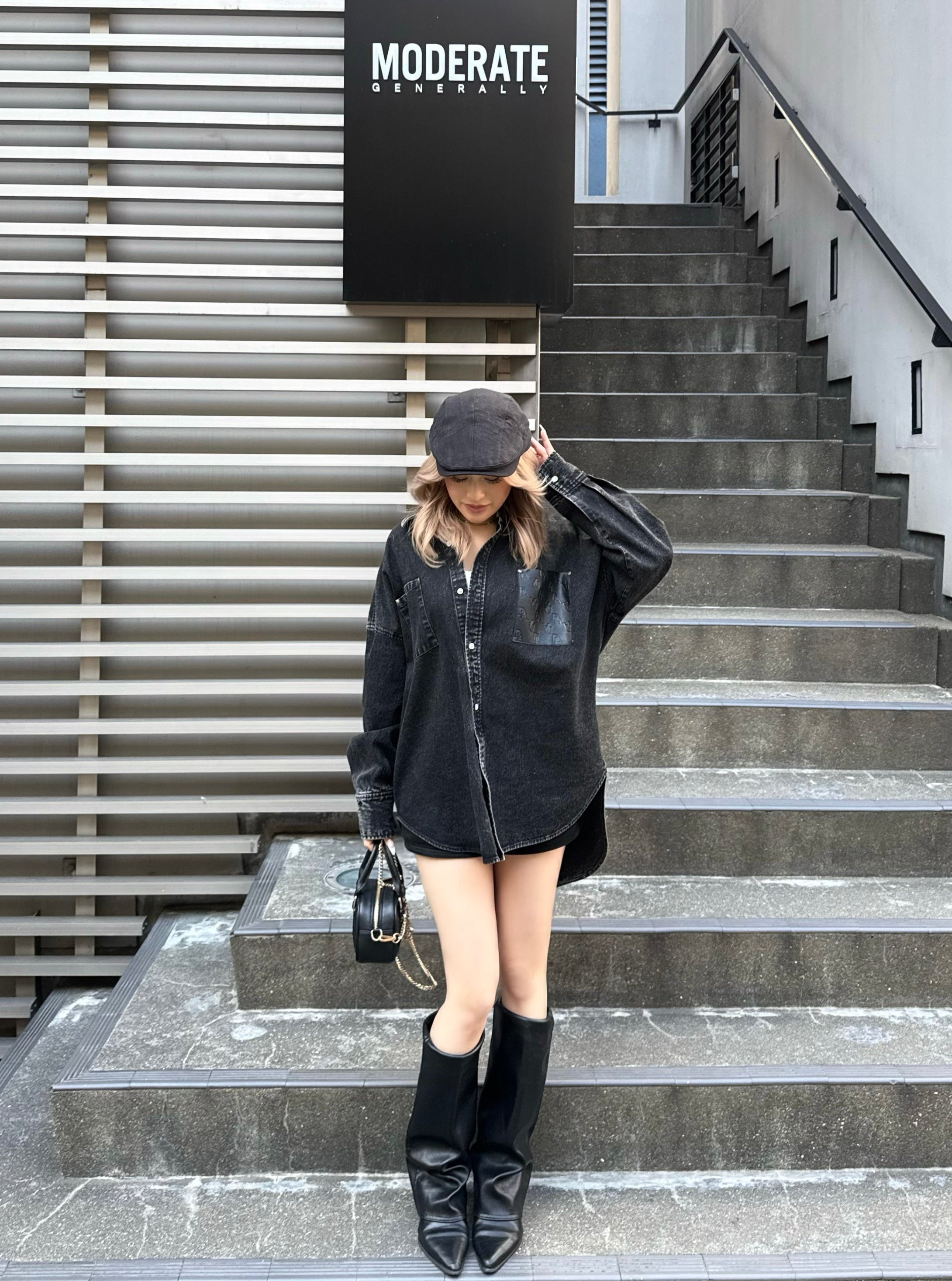 【予約】Leather pocket denim loose shirts(3月上旬〜中旬発送予定)