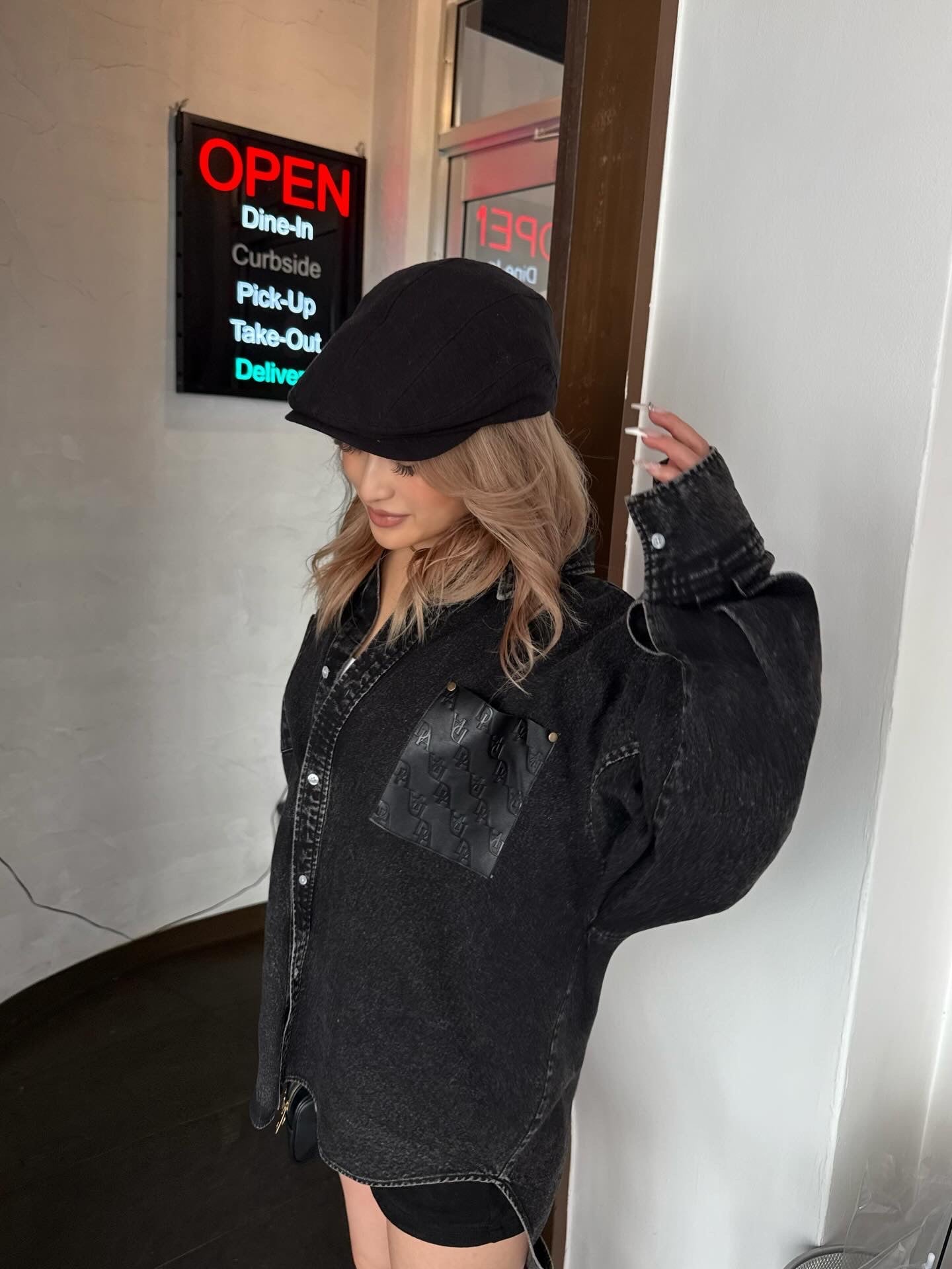 【予約】Leather pocket denim loose shirts(3月上旬〜中旬発送予定)