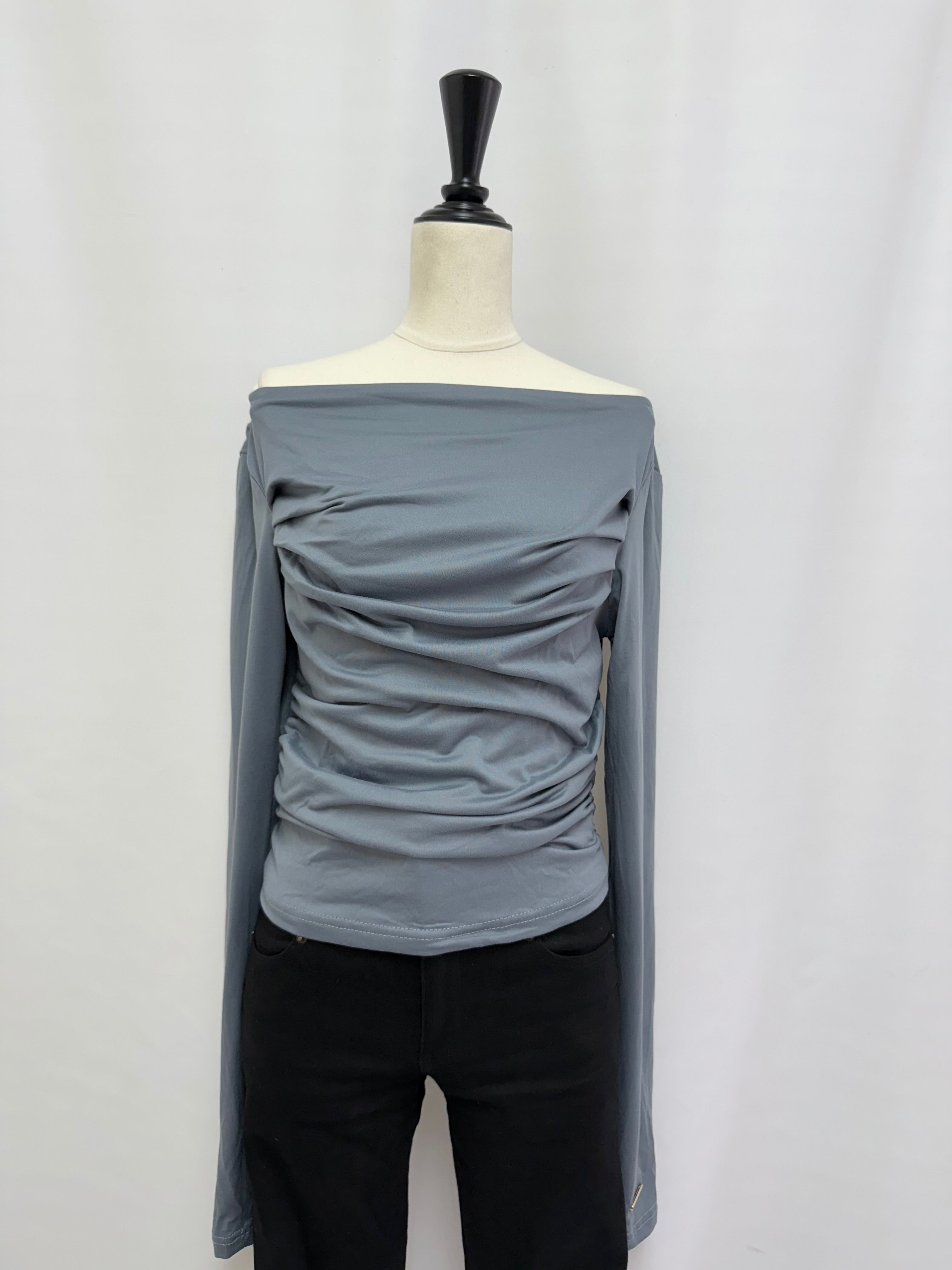 Irregular gather fit tops