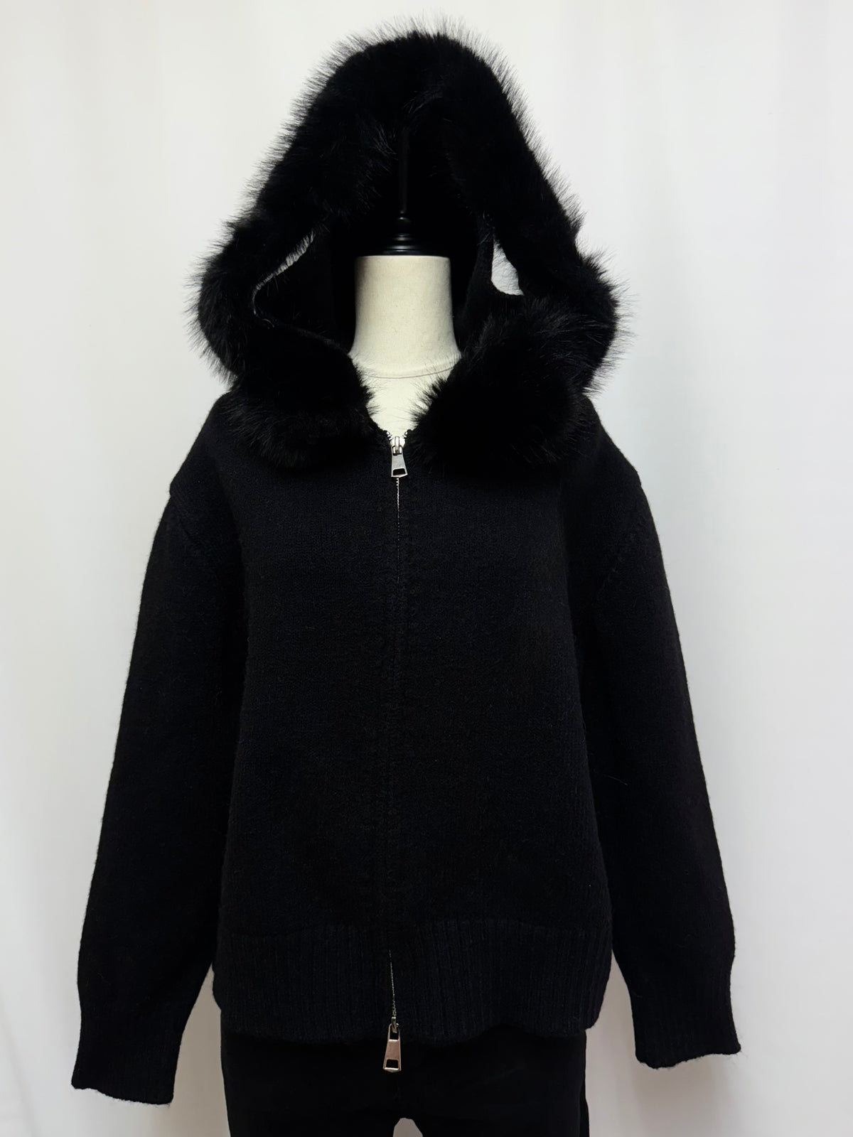 【予約】Volume fur ZIPUP knit hoodie(11月上旬発送予定)