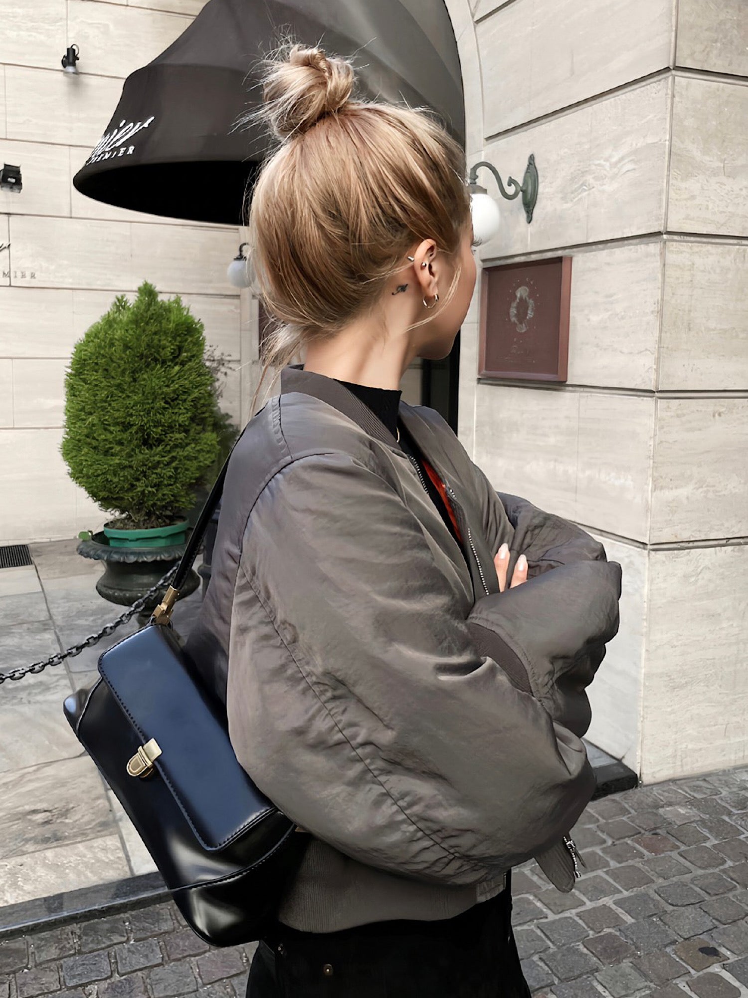 Cropped MA-1 blouson