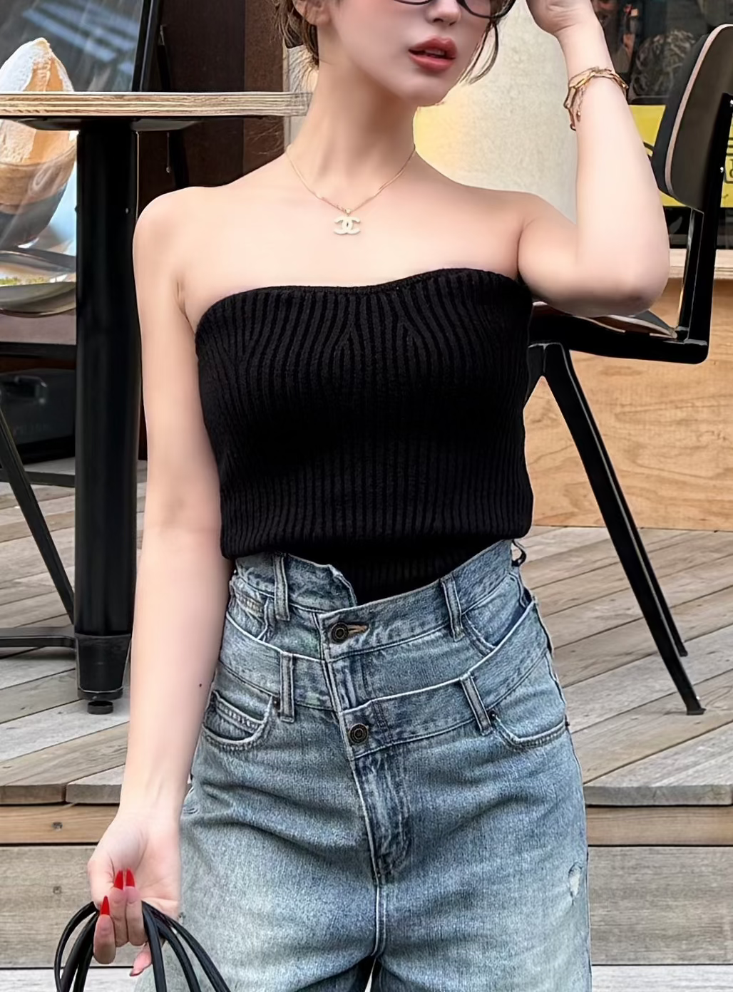 Minimal rib knit bustier