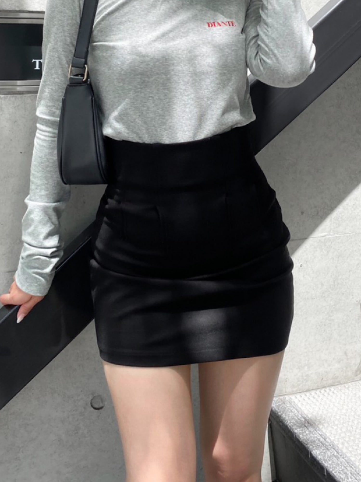 Ponch high waist mini skirt